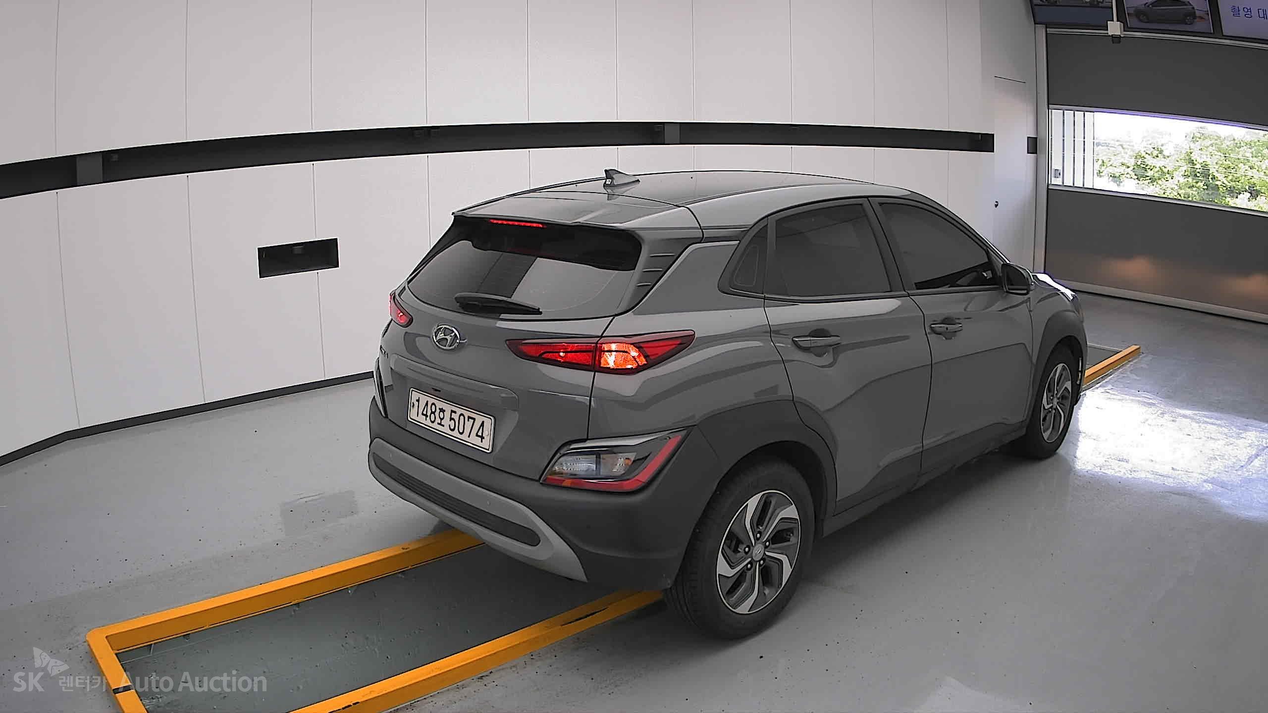 2021 - hyundai kona