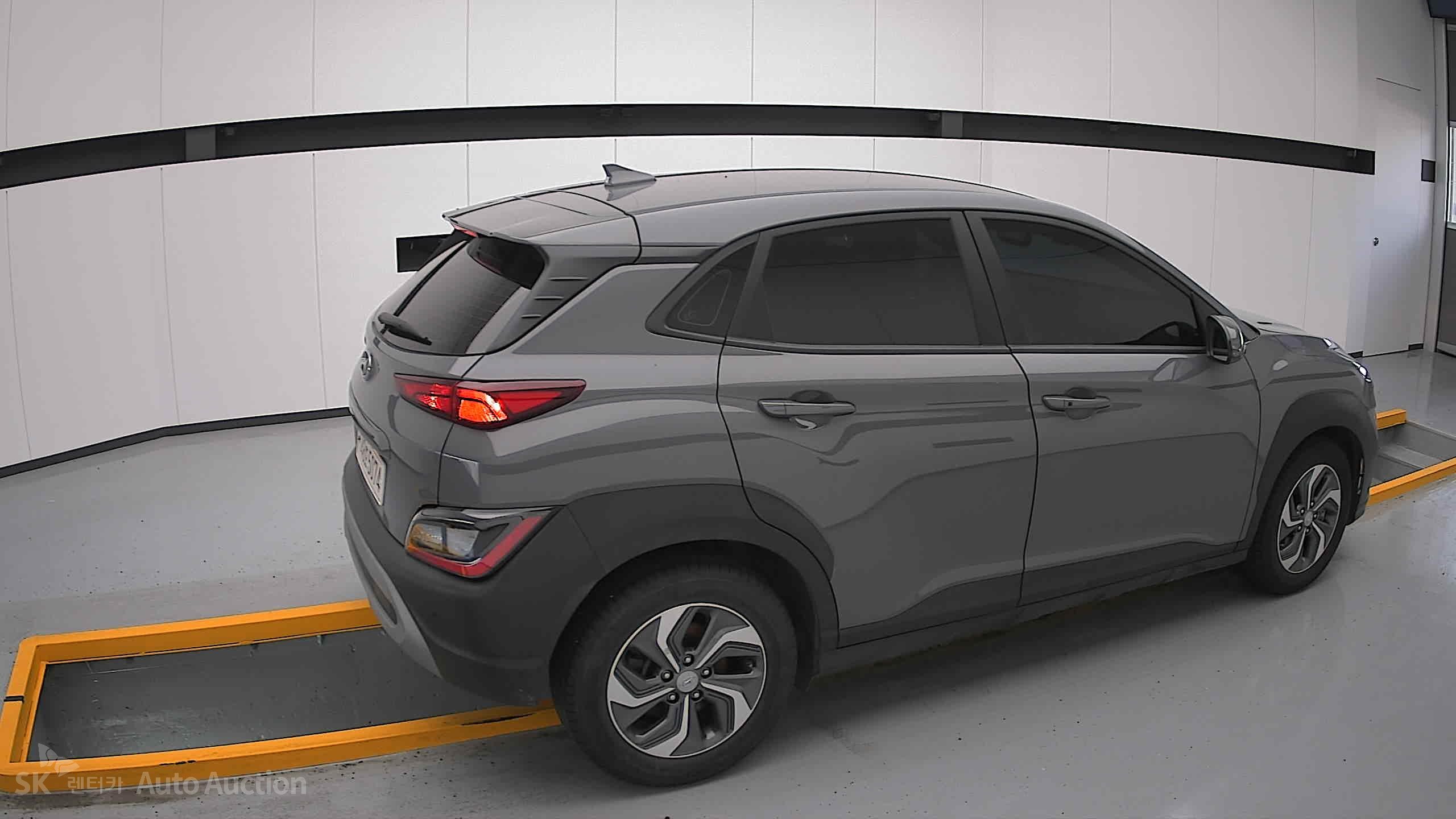 2021 - hyundai kona