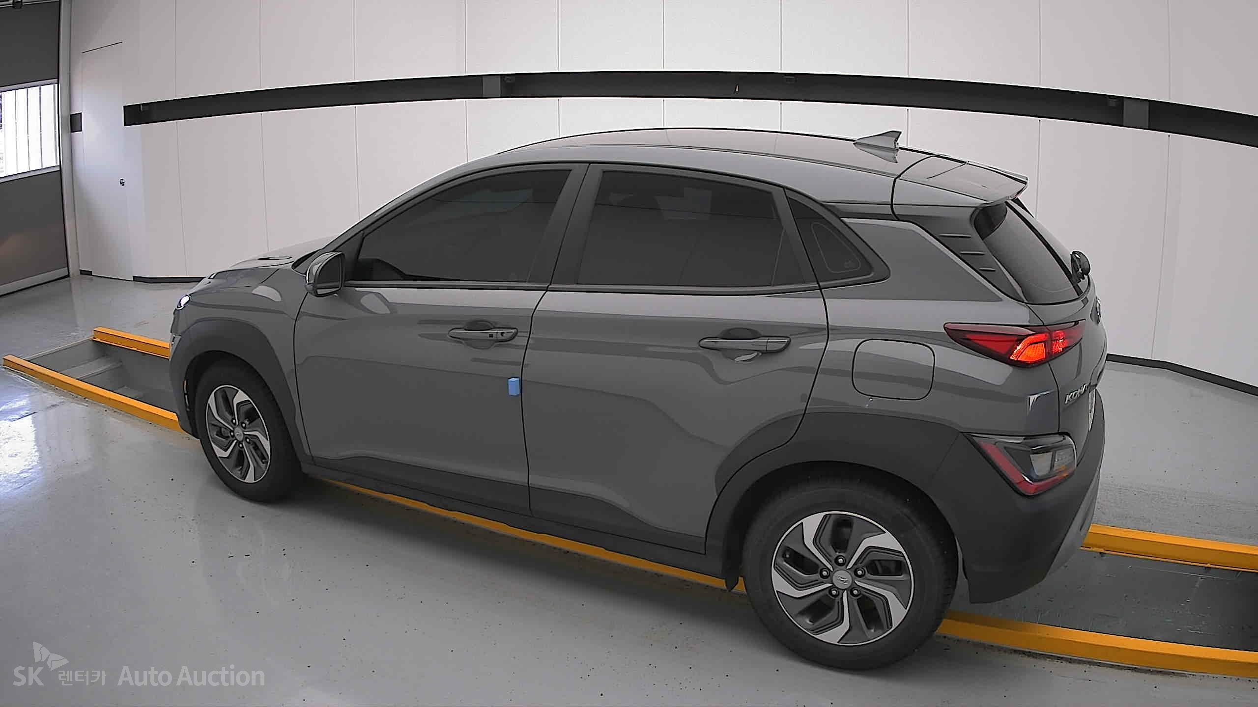 2021 - hyundai kona