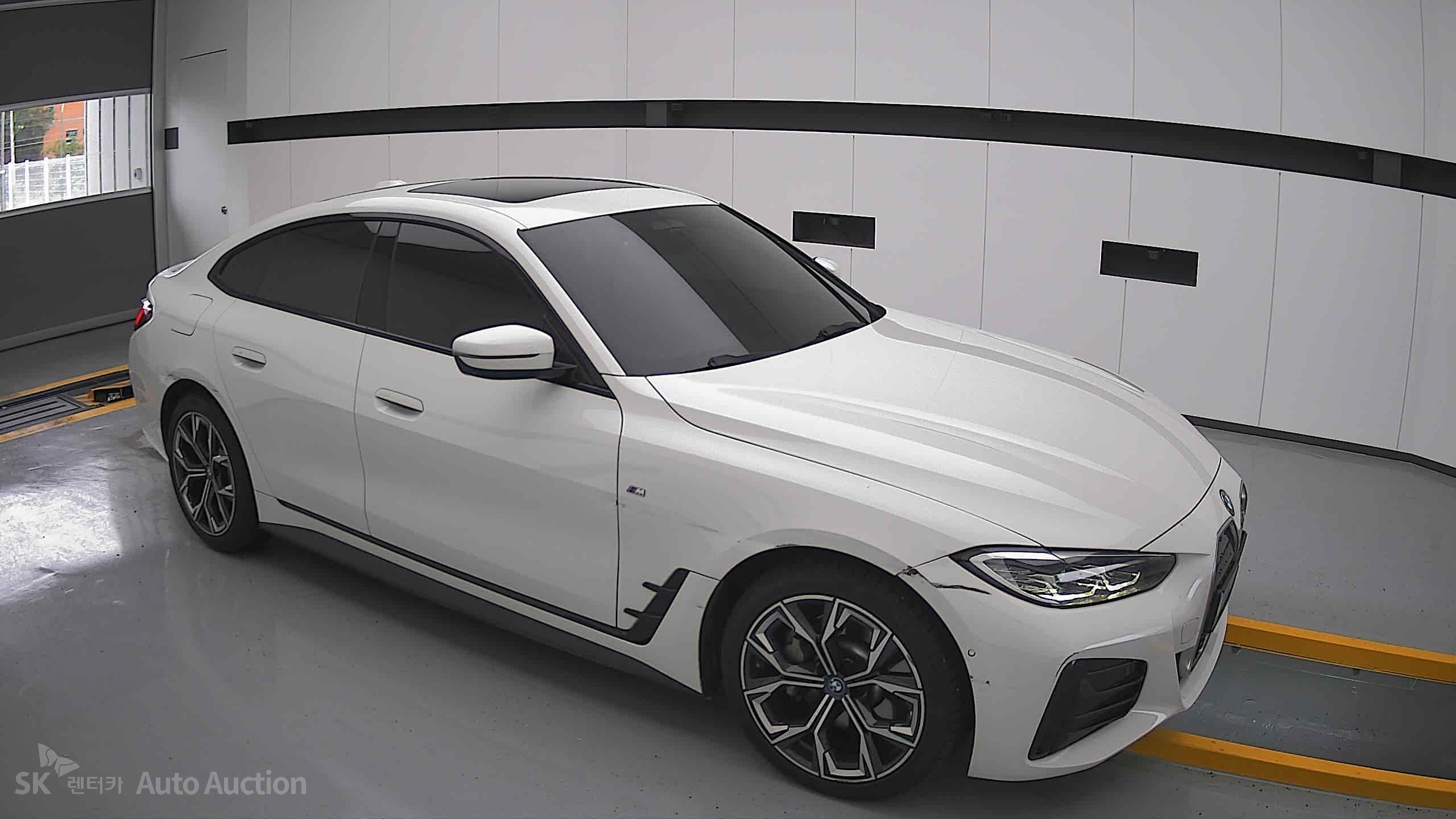 2022 - bmw i4 edrive40