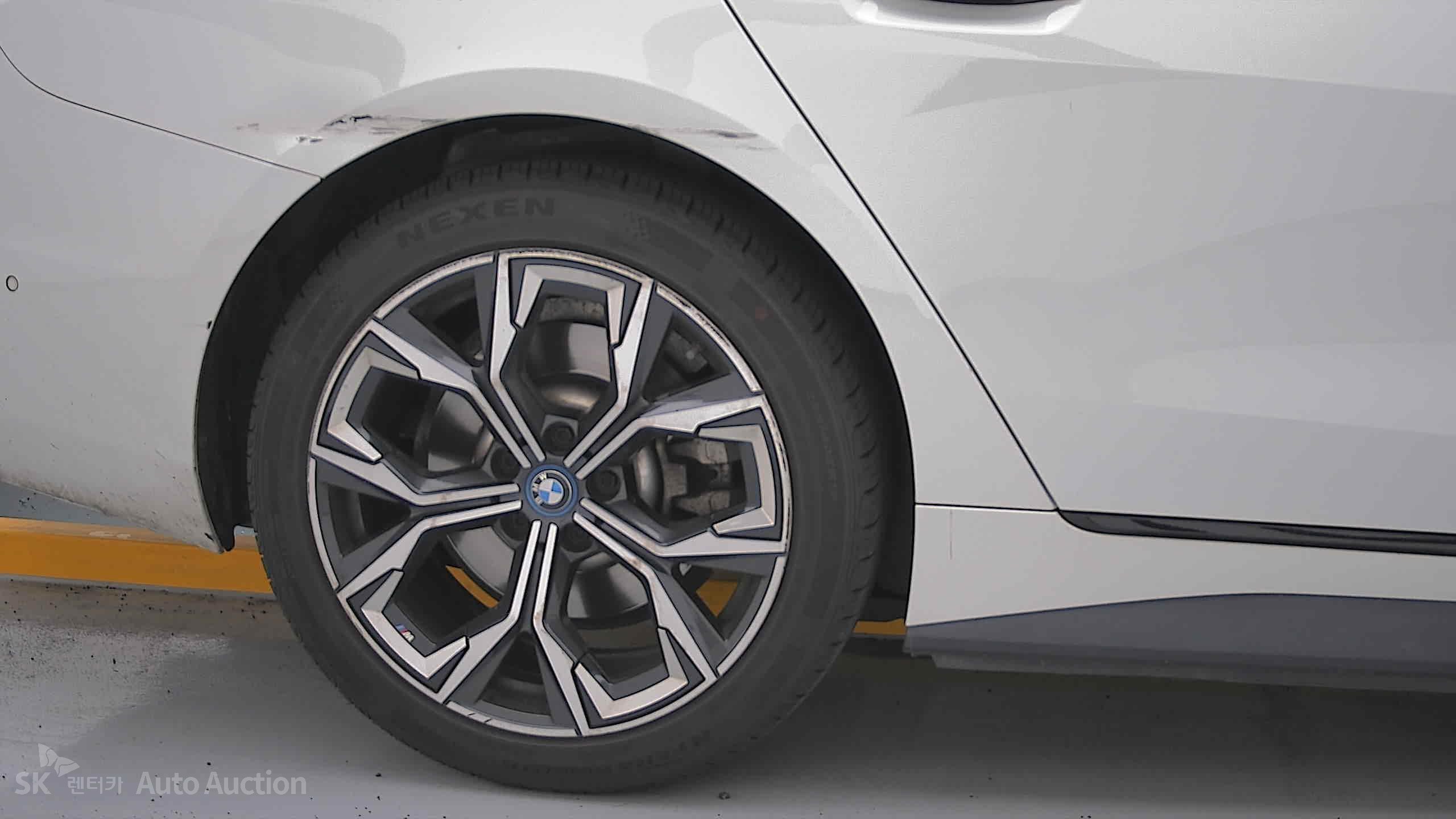 2022 - bmw i4 edrive40