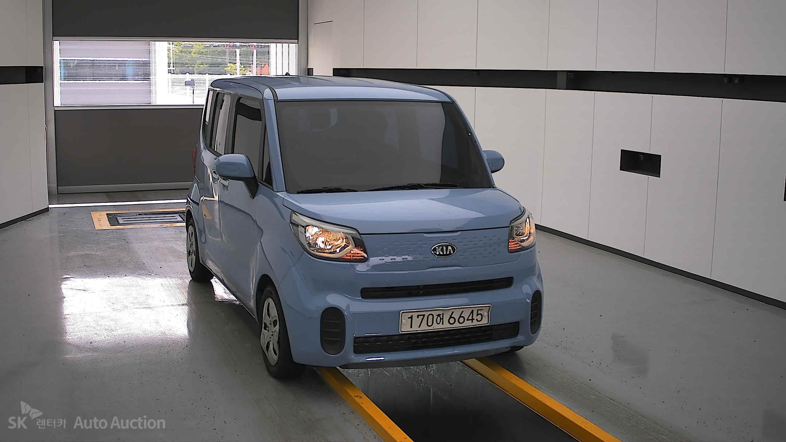 2021 - kia ray