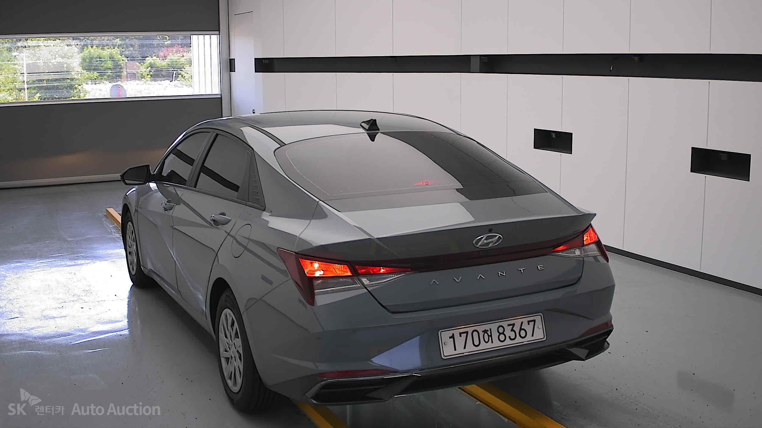 2021 - hyundai avante