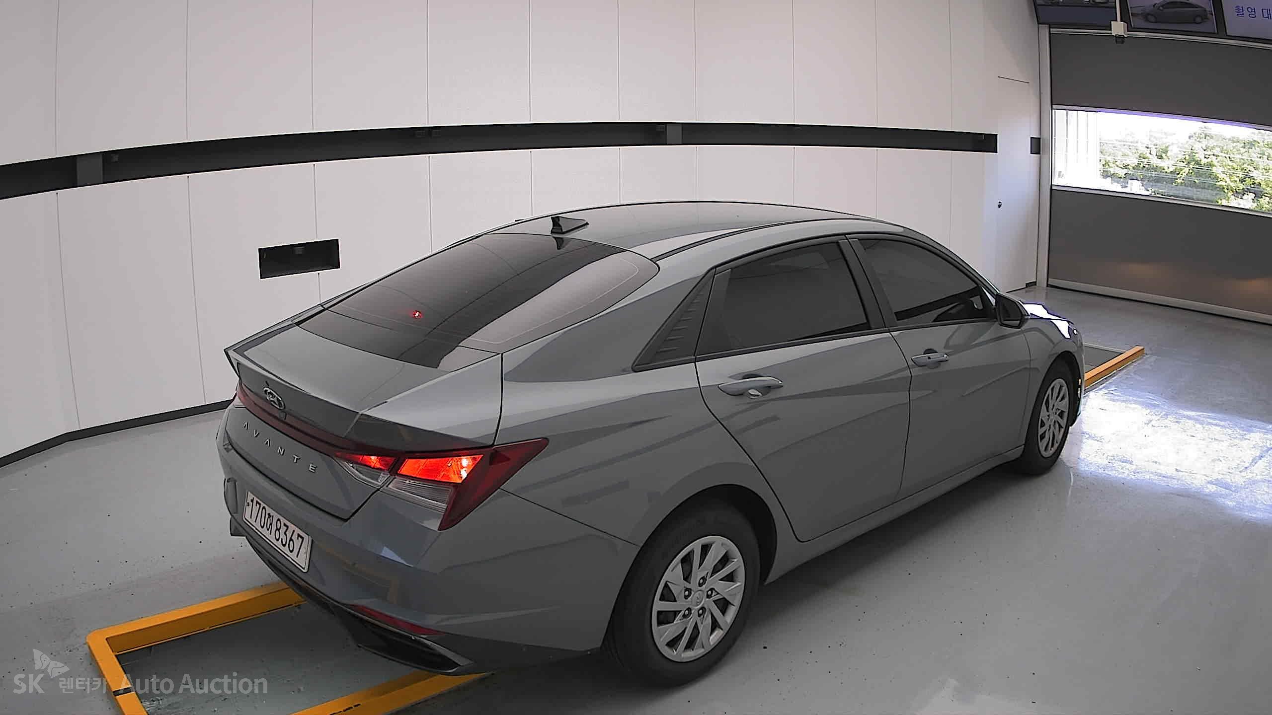 2021 - hyundai avante