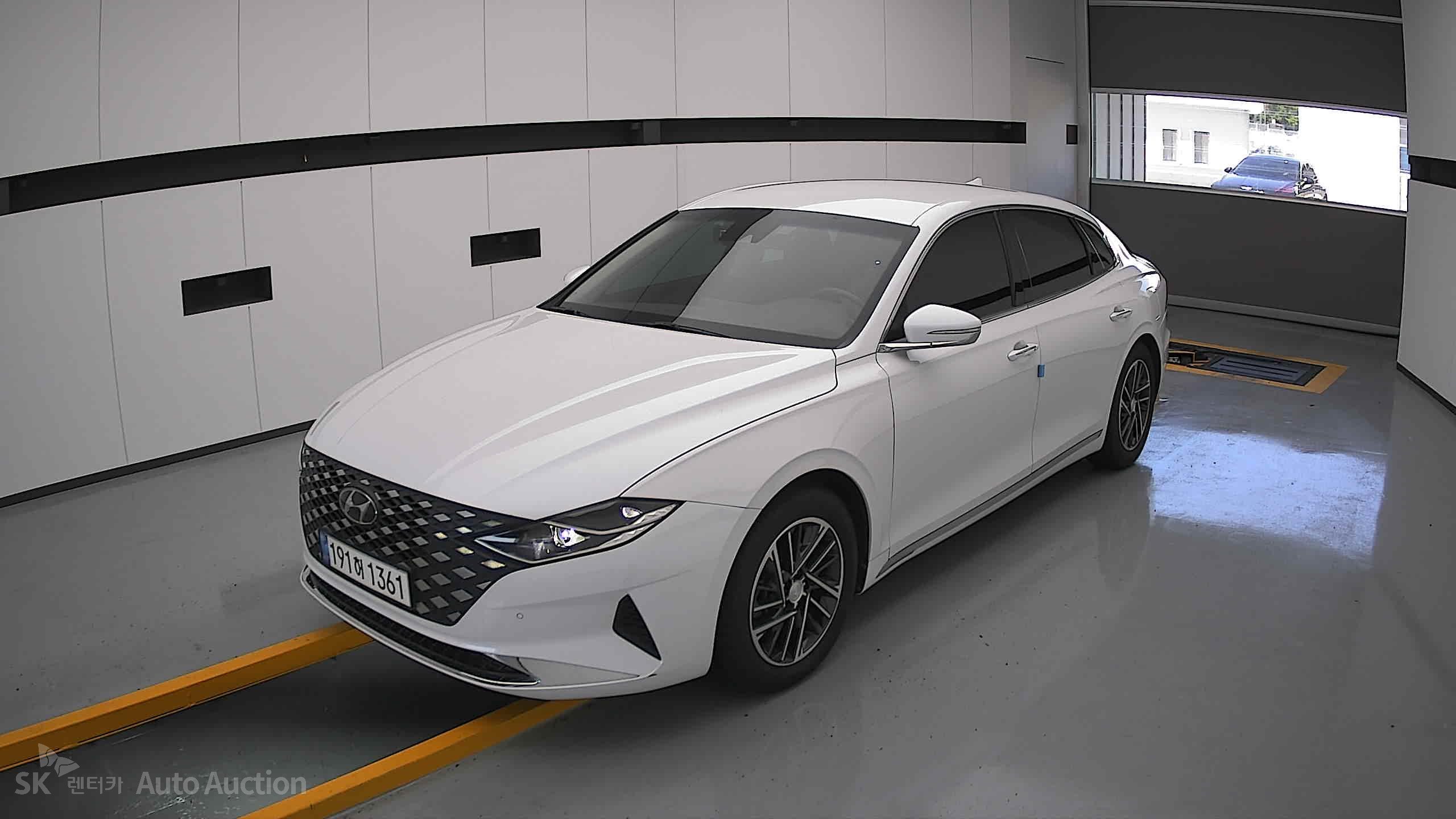 2022 - hyundai grandeur