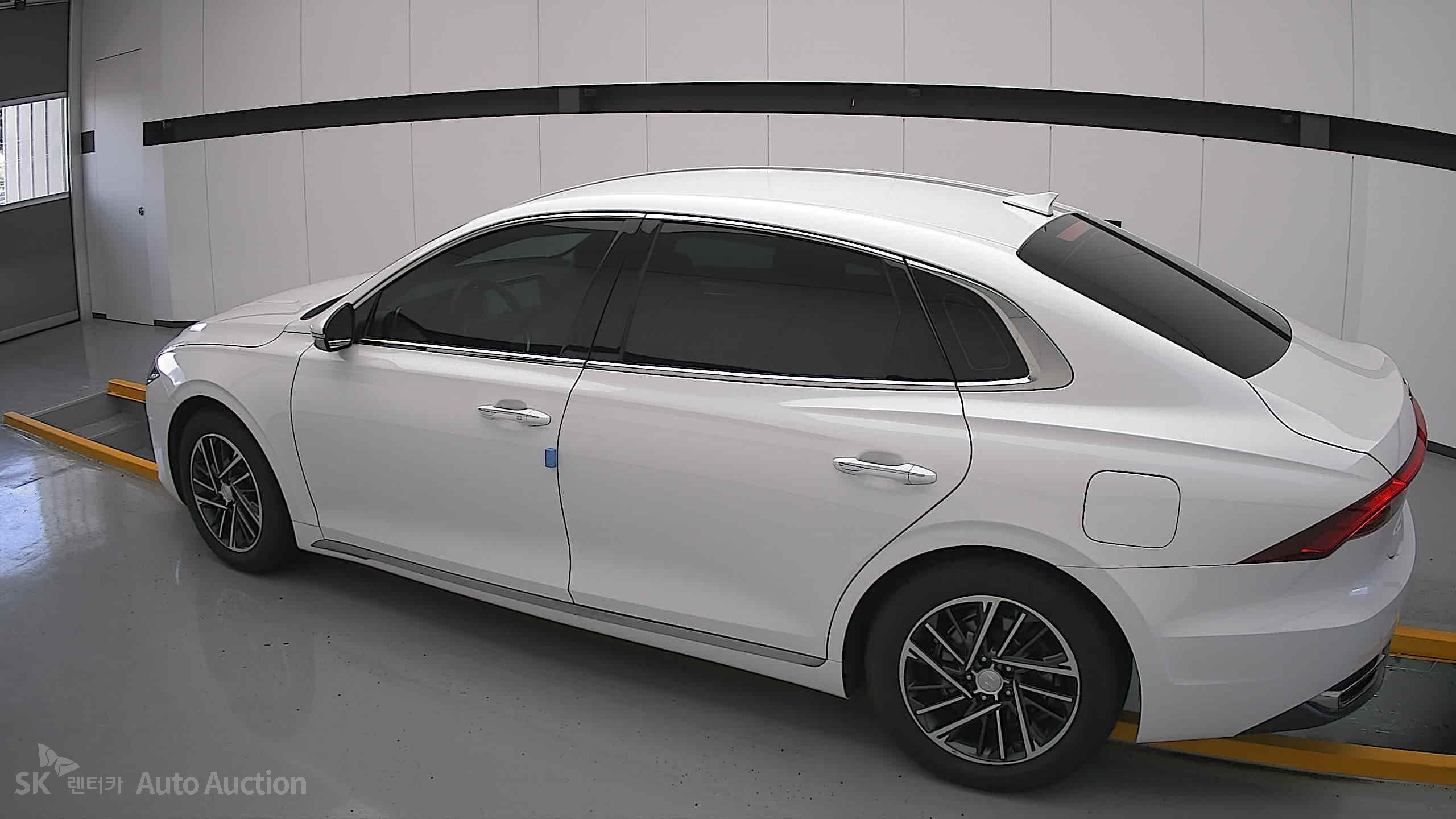 2022 - hyundai grandeur