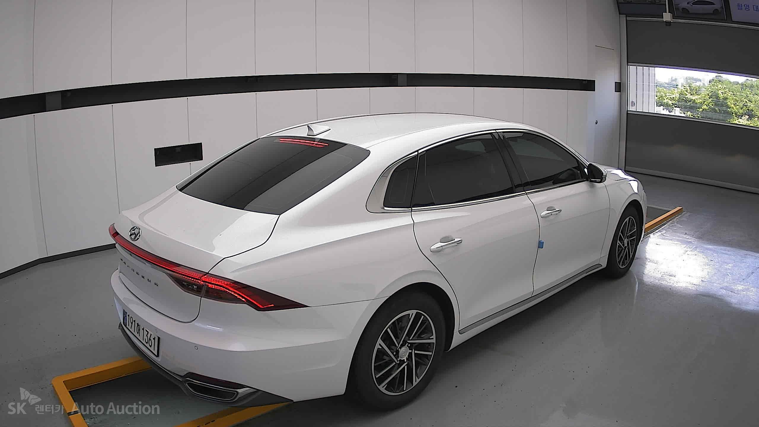 2022 - hyundai grandeur