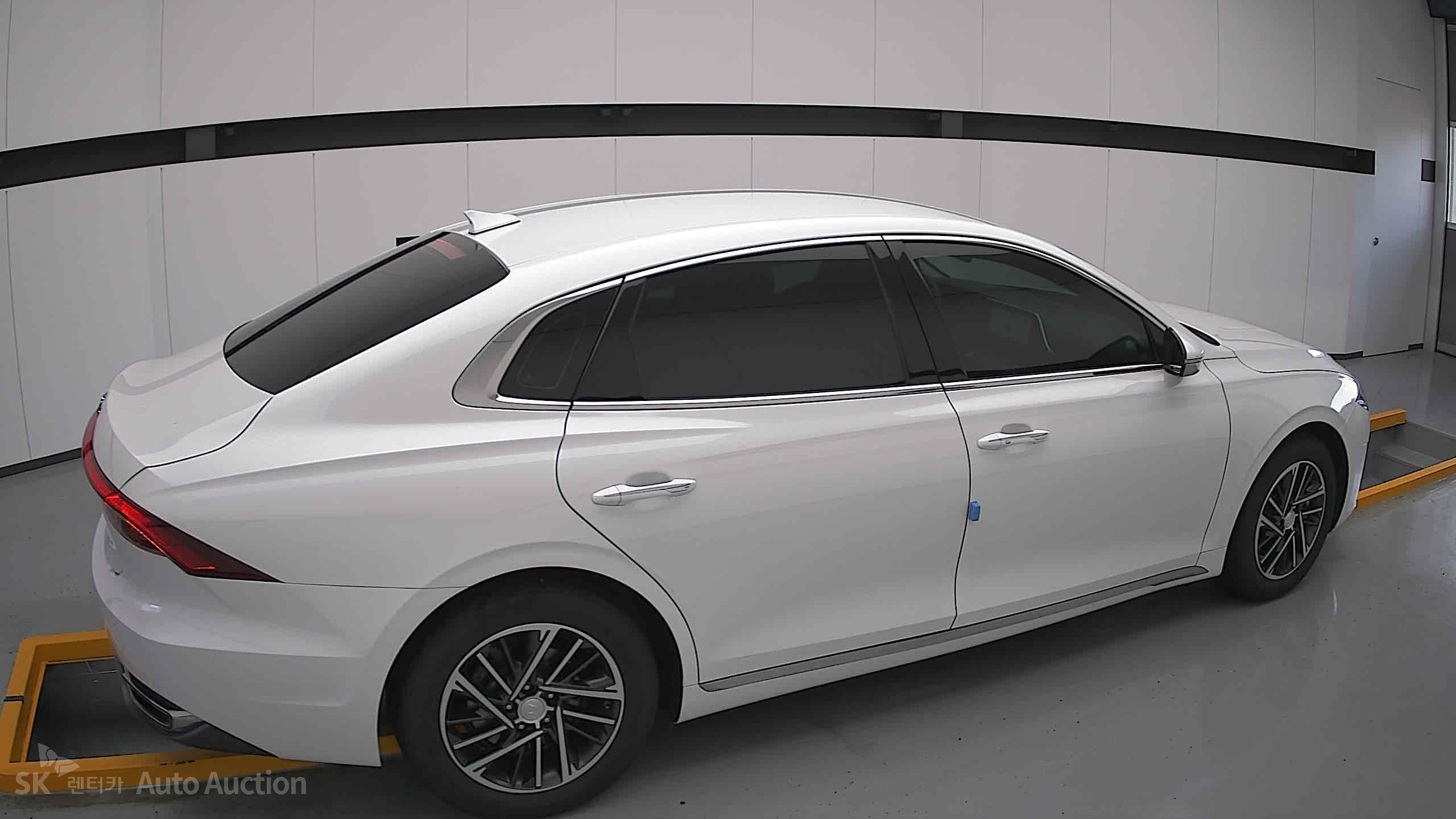 2022 - hyundai grandeur