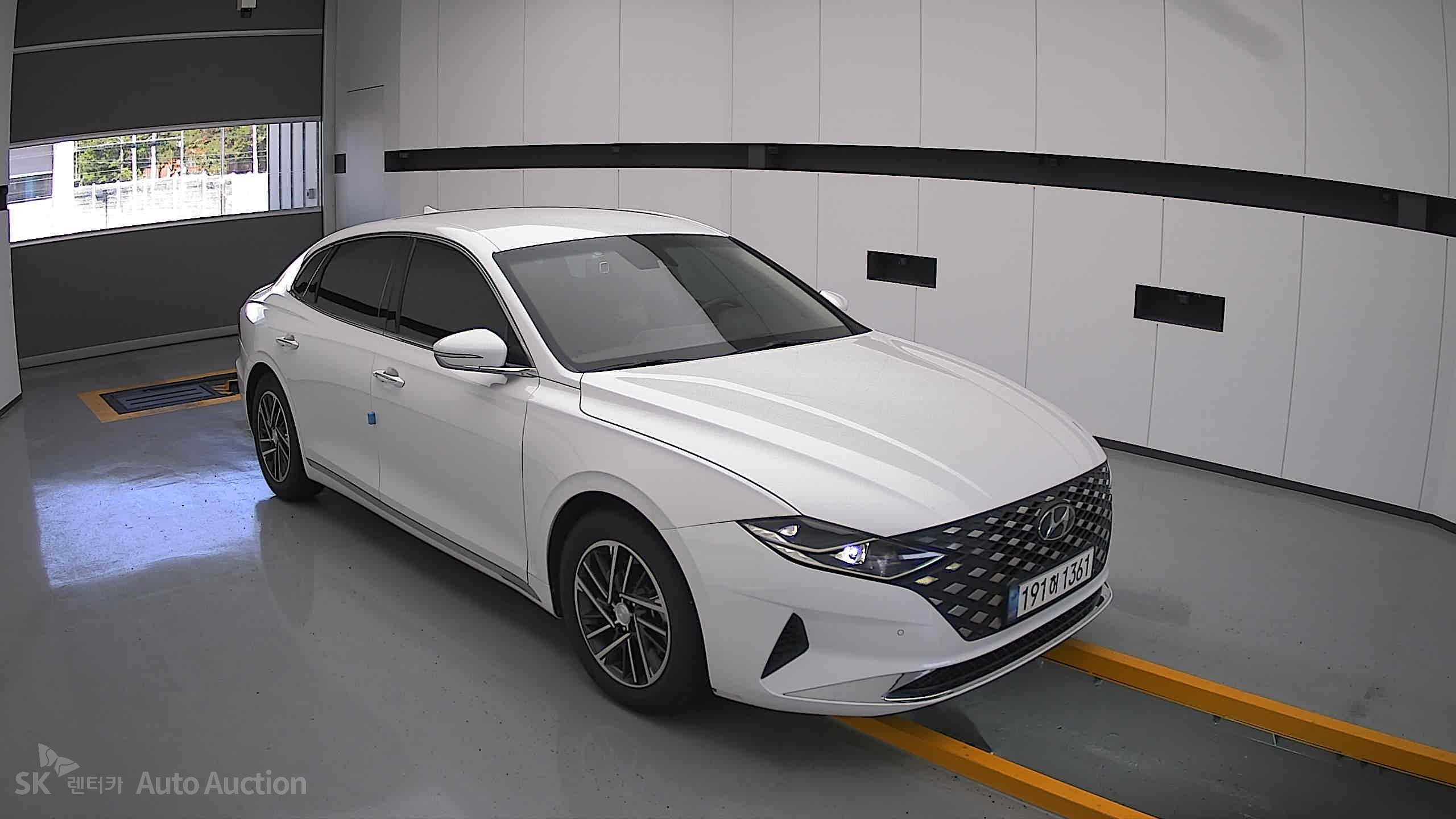 2022 - hyundai grandeur