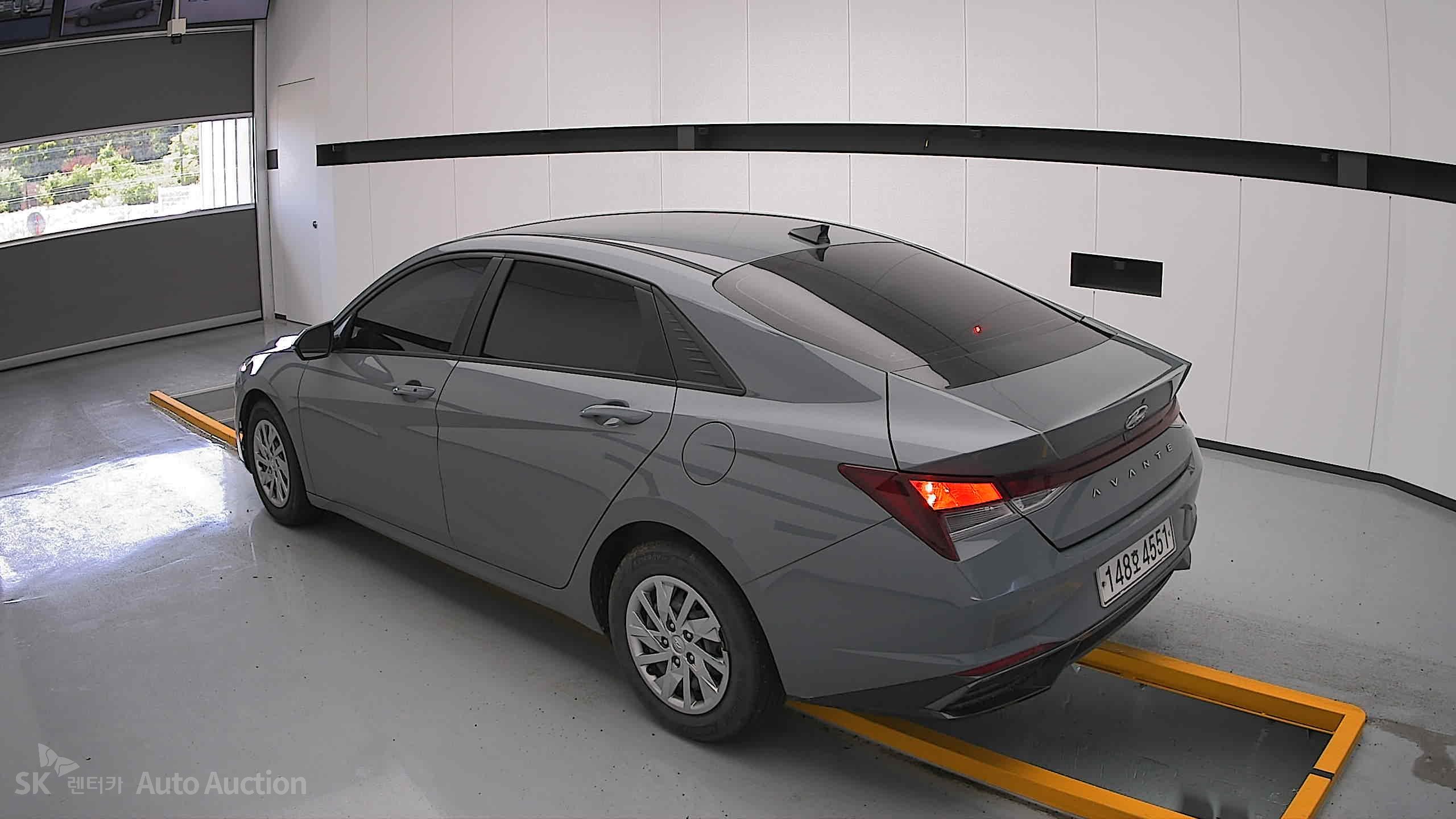 2021 - hyundai avante