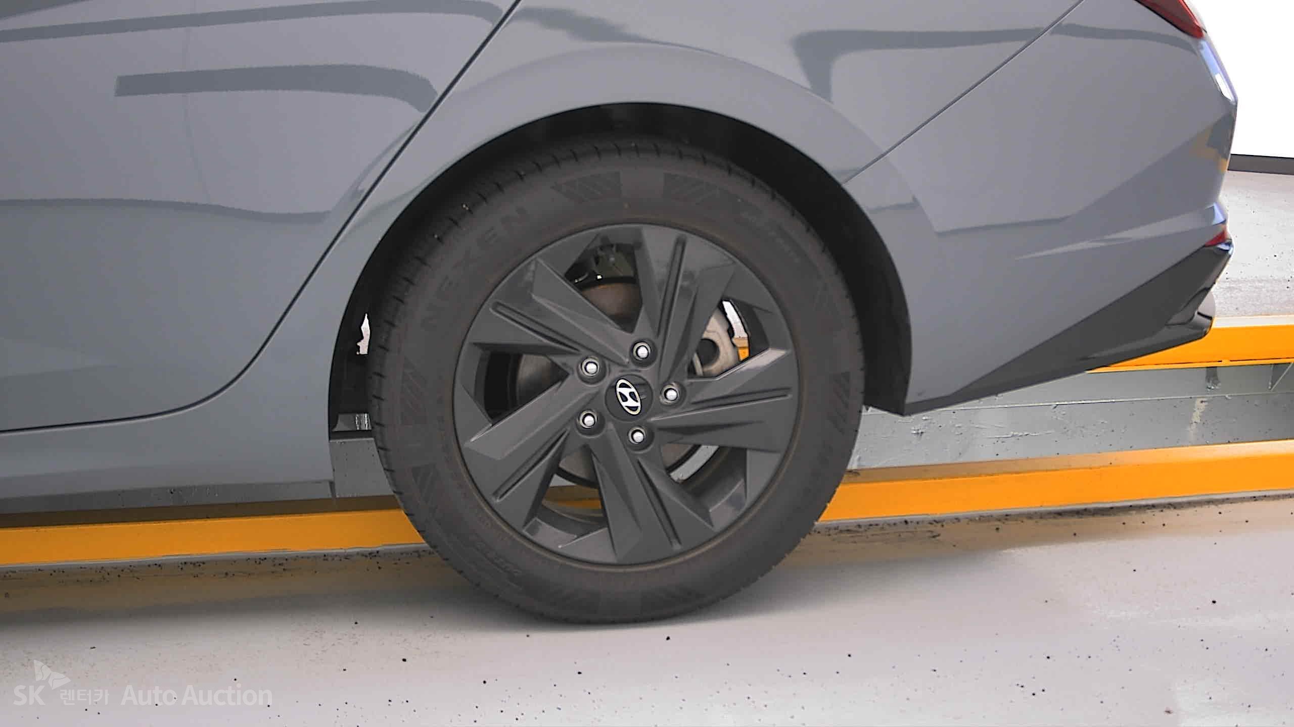 2023 - hyundai avante
