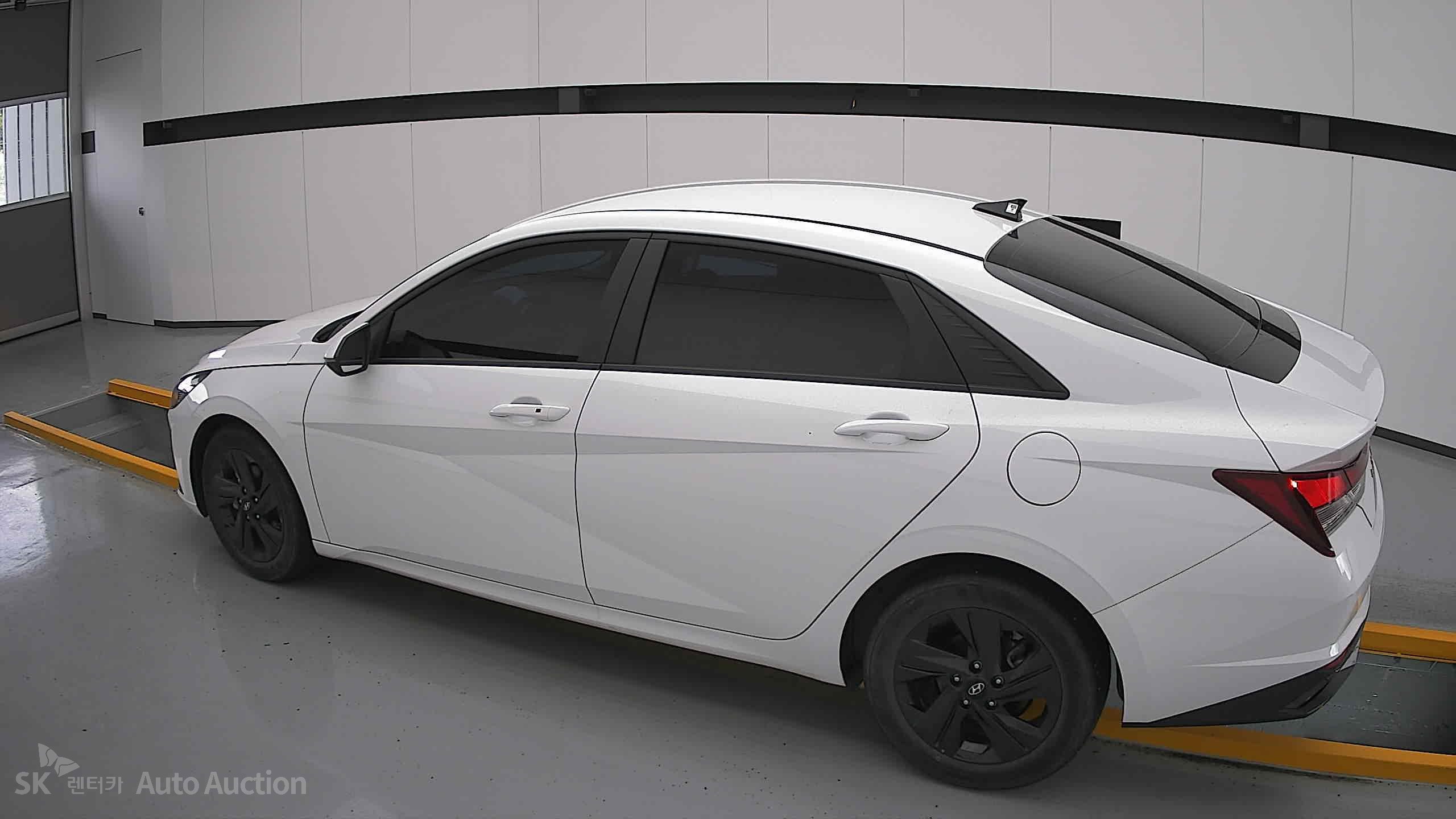 2023 - hyundai avante