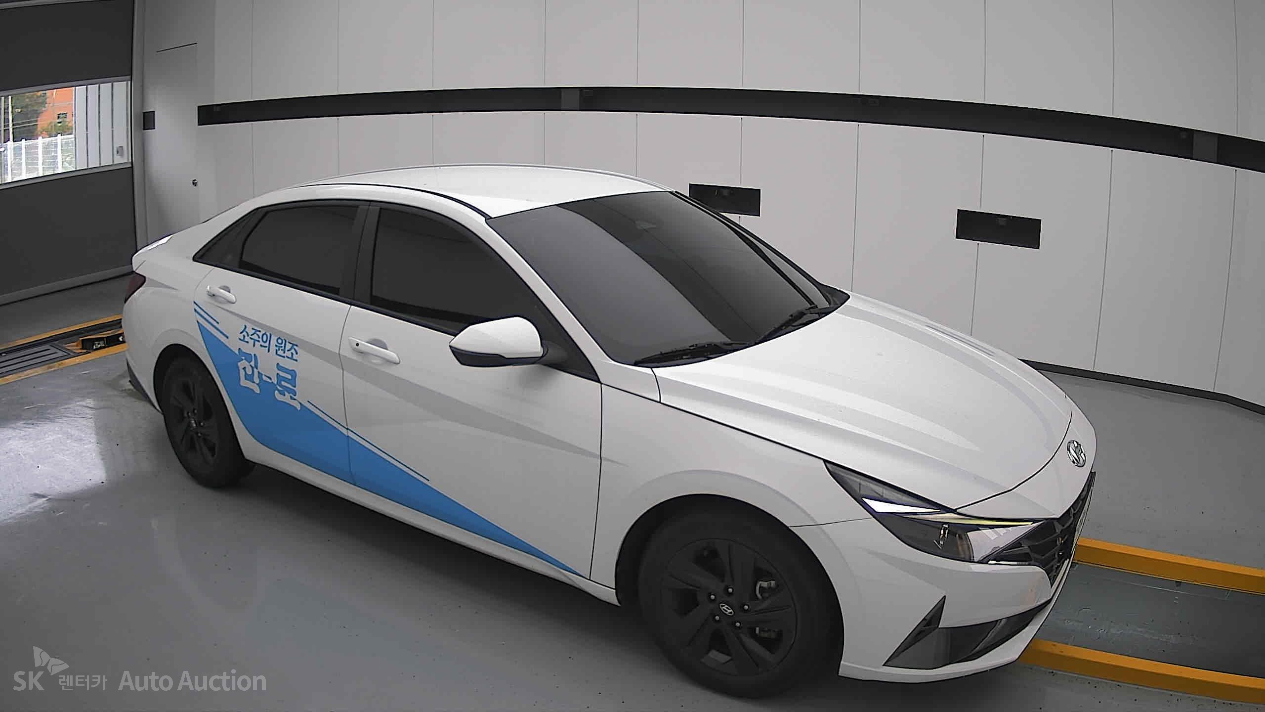 هيونداي أفانتي 2023 — صورة 20