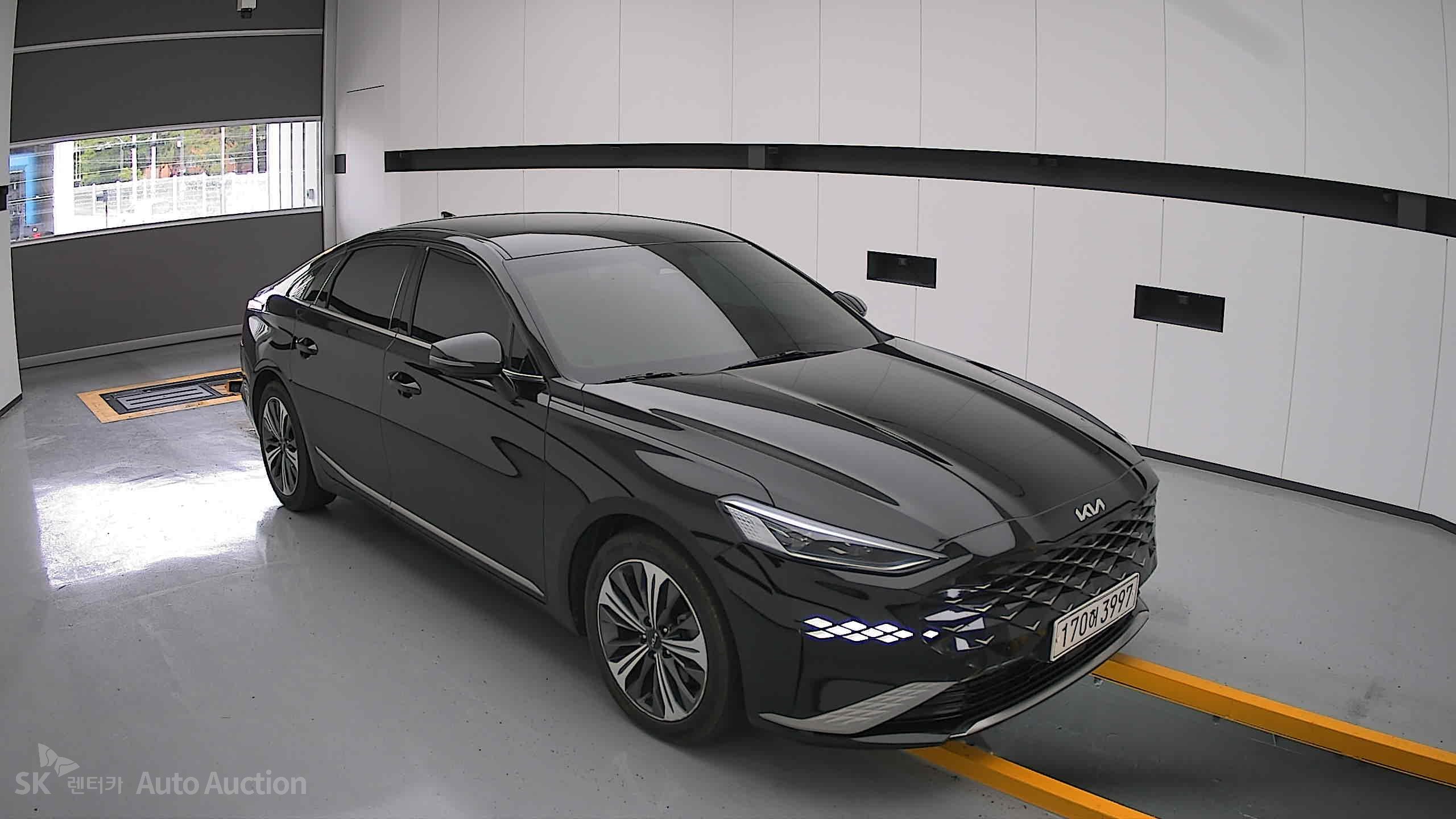 2022 - kia k8