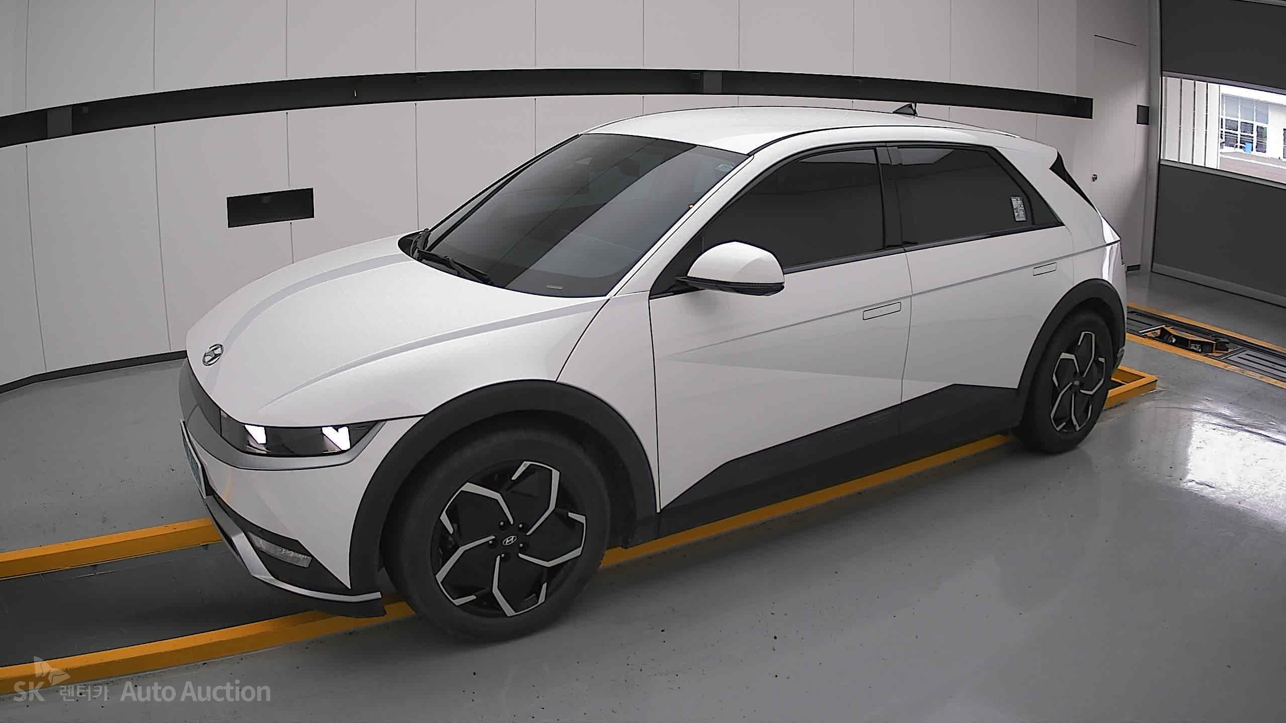2022 - hyundai ioniq