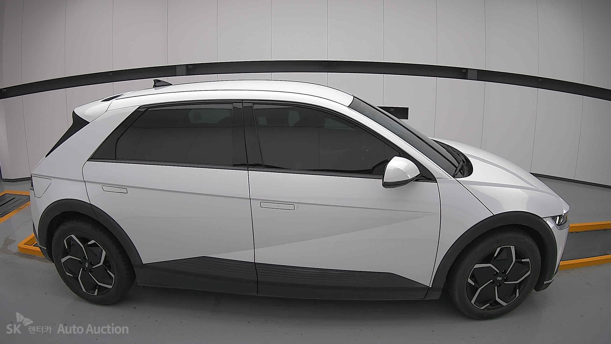 2022 - hyundai ioniq