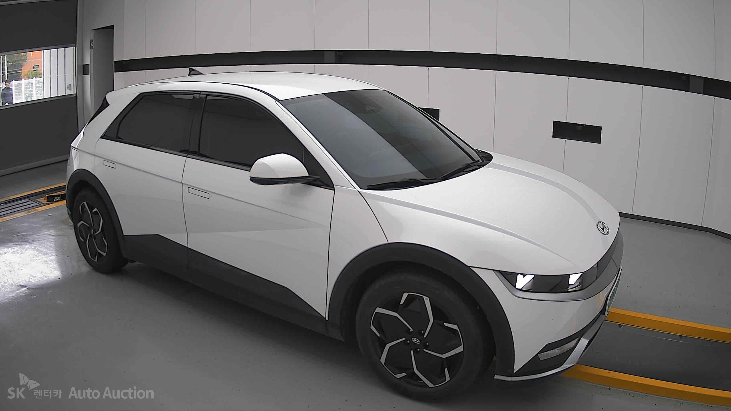 2022 - hyundai ioniq