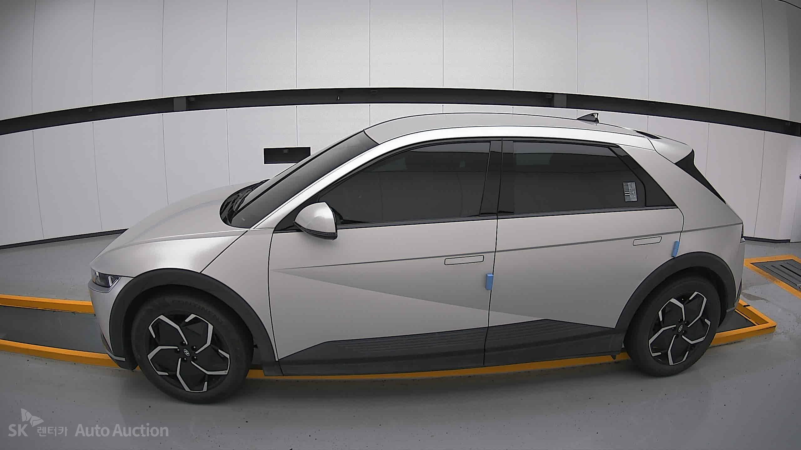 2022 - hyundai ioniq
