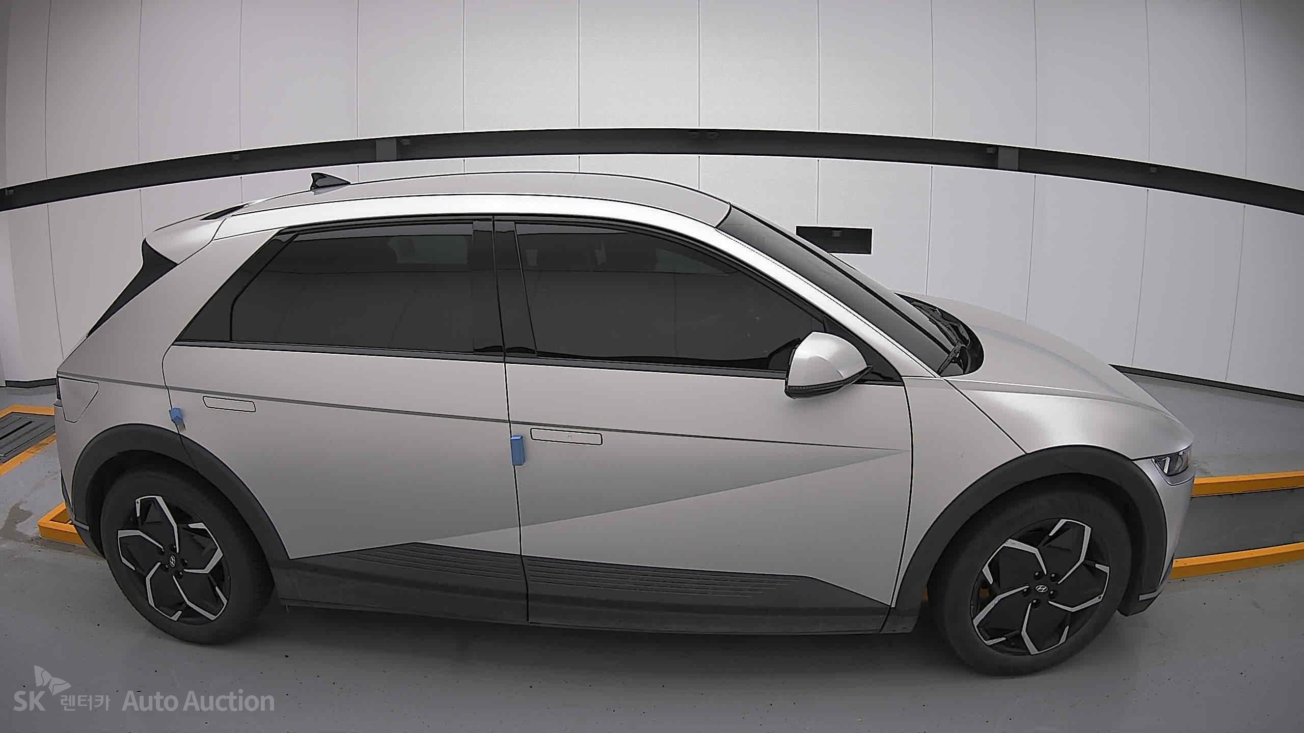 2022 - hyundai ioniq