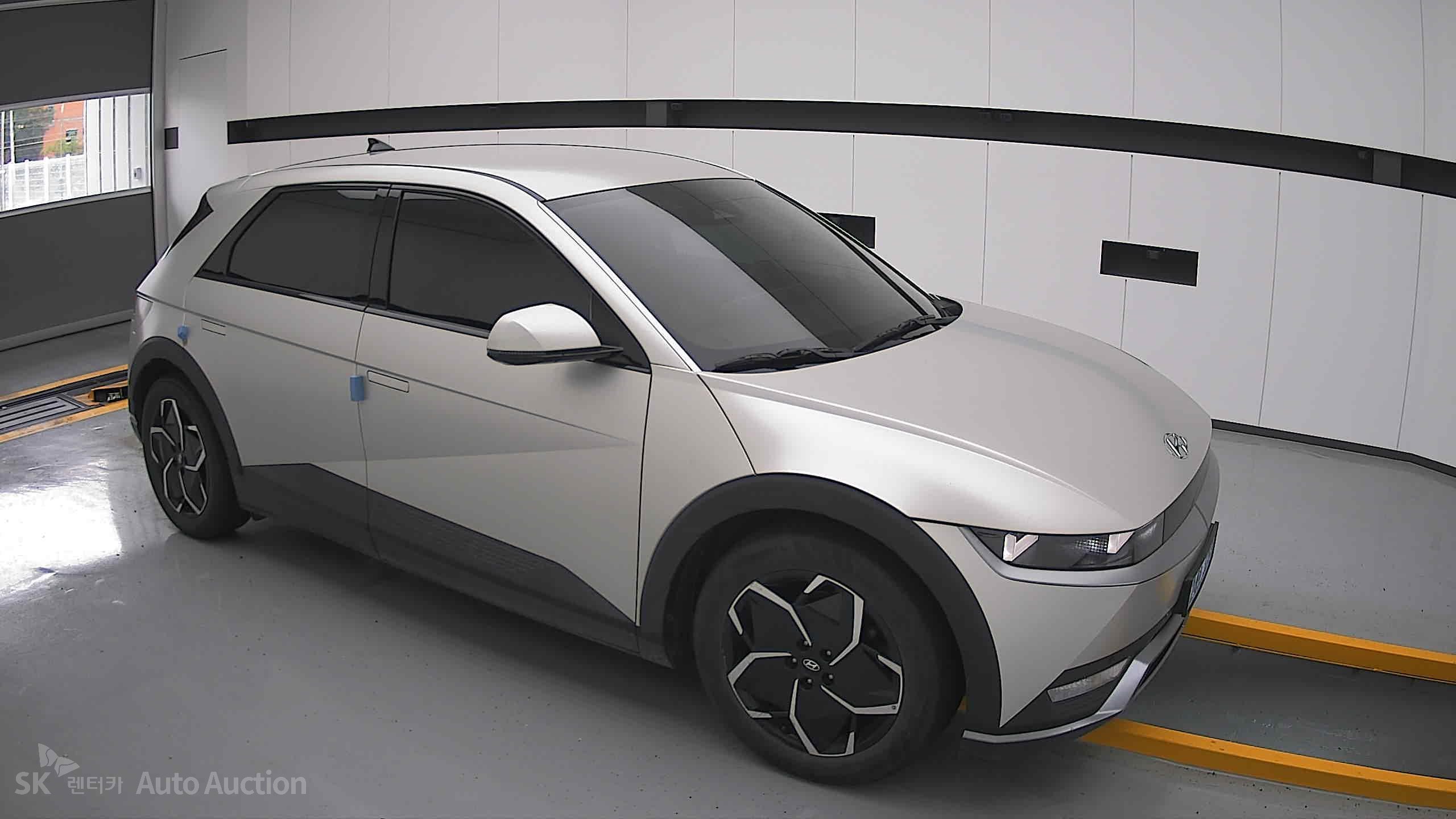 2022 - hyundai ioniq