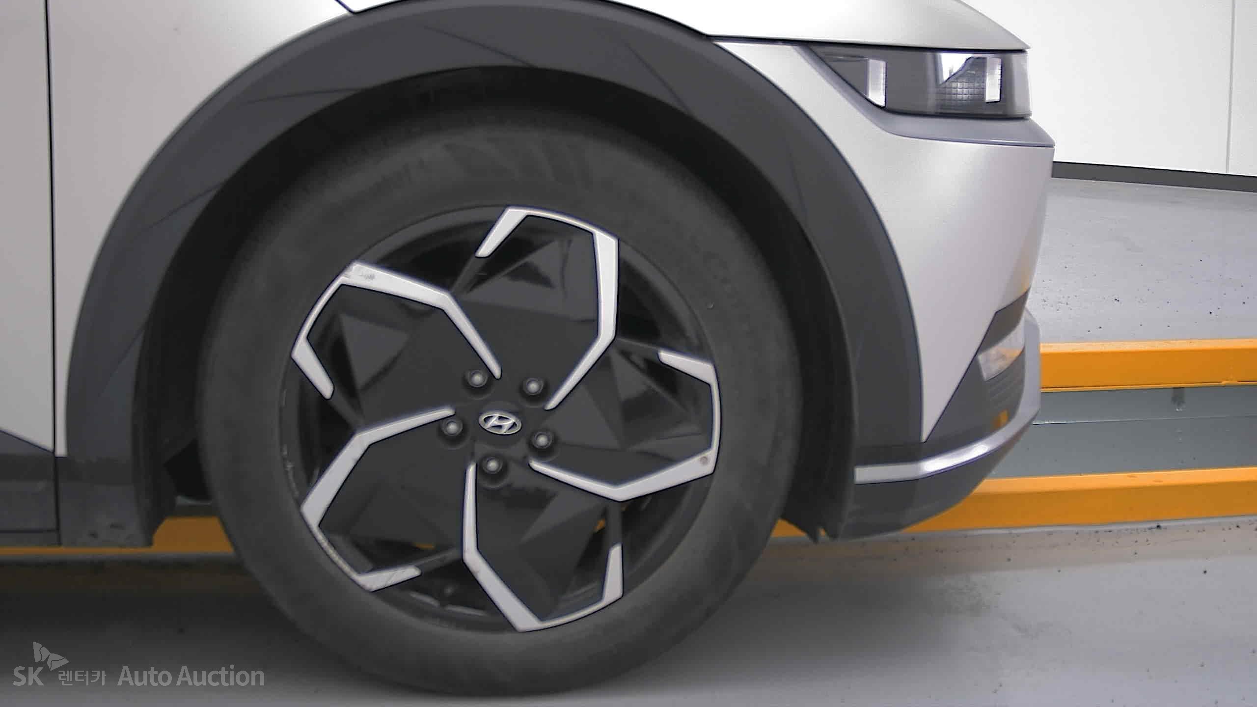 2022 - hyundai ioniq