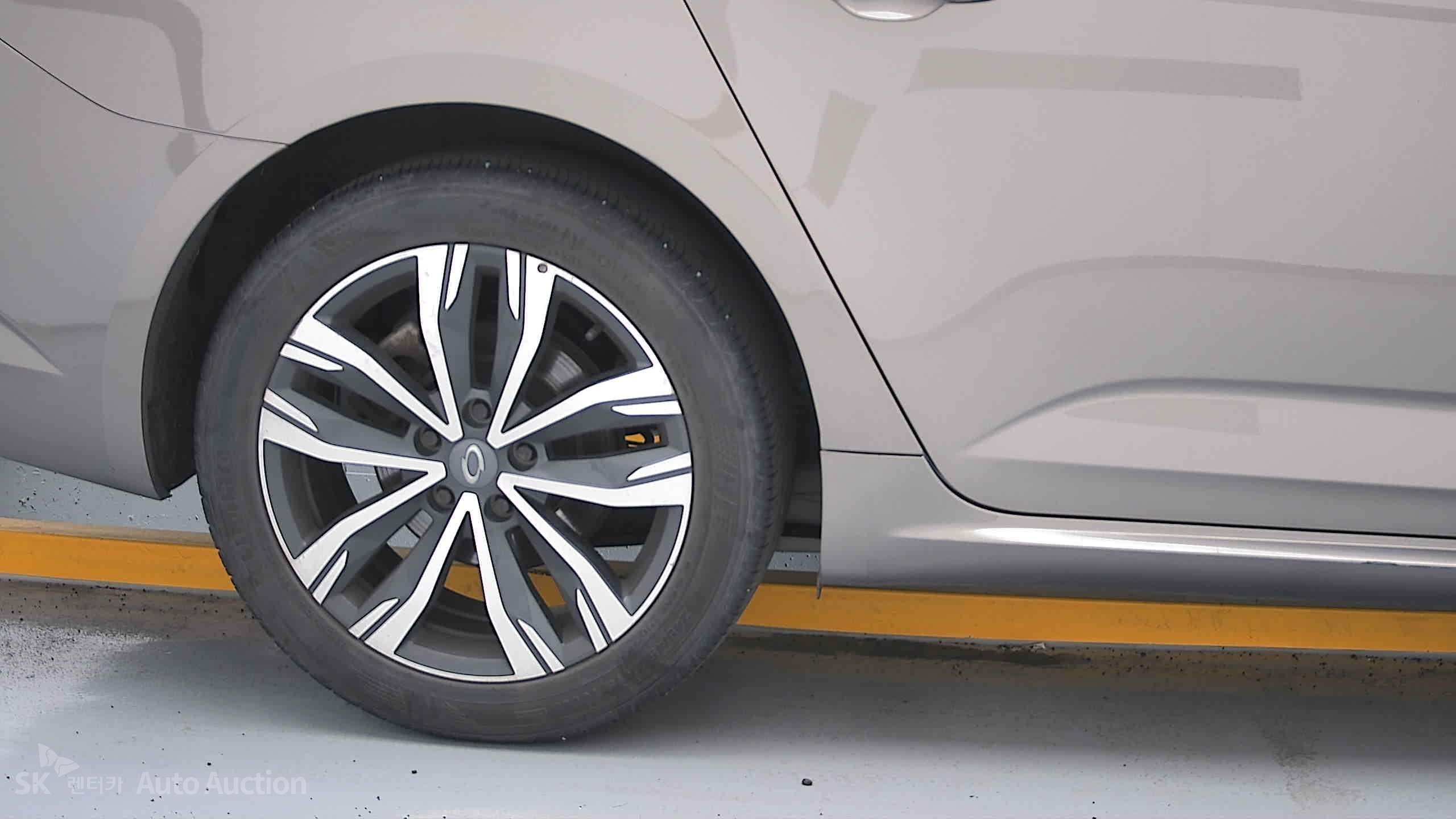 2021 - renault samsung sm6