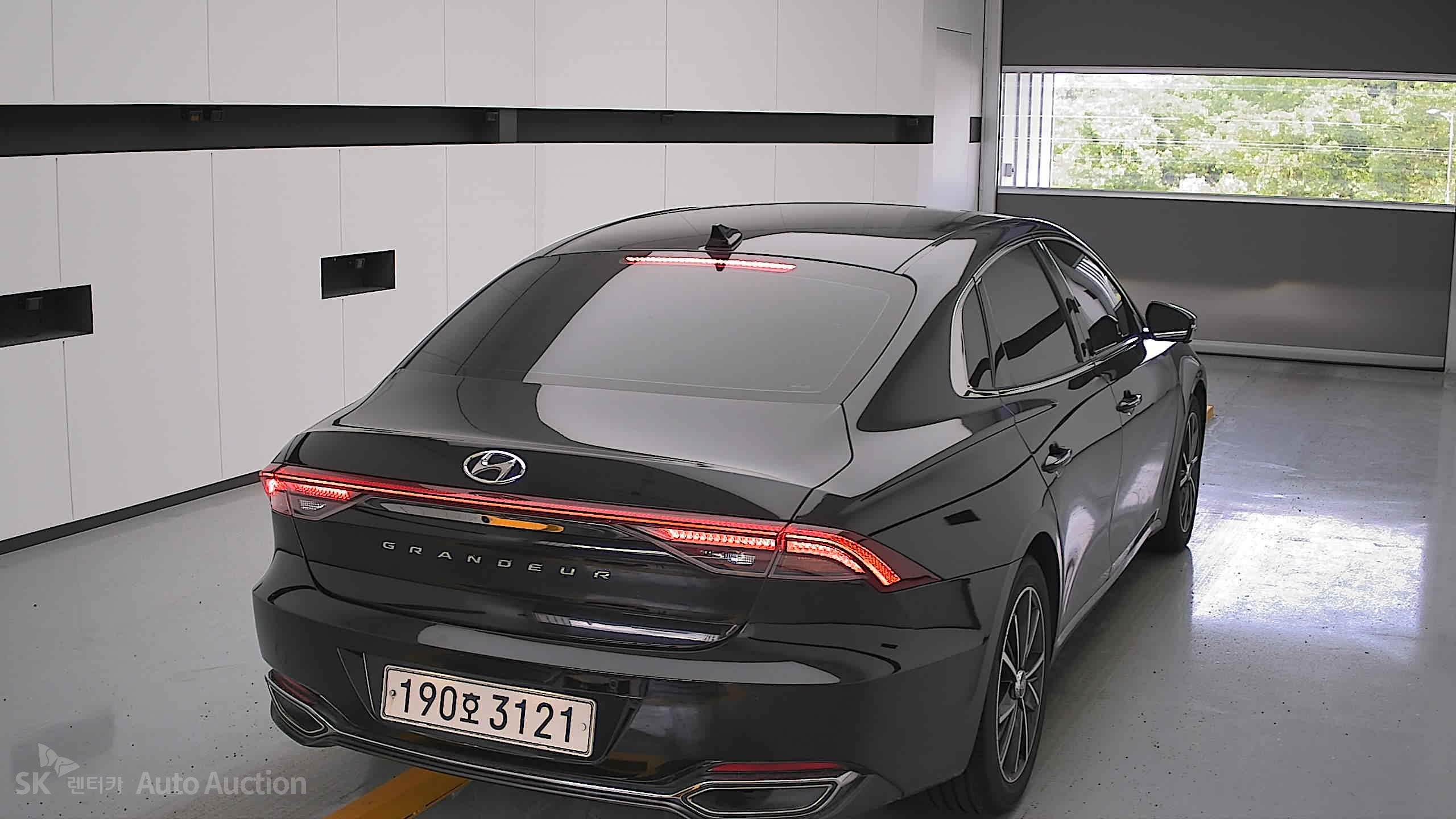 2022 - hyundai grandeur