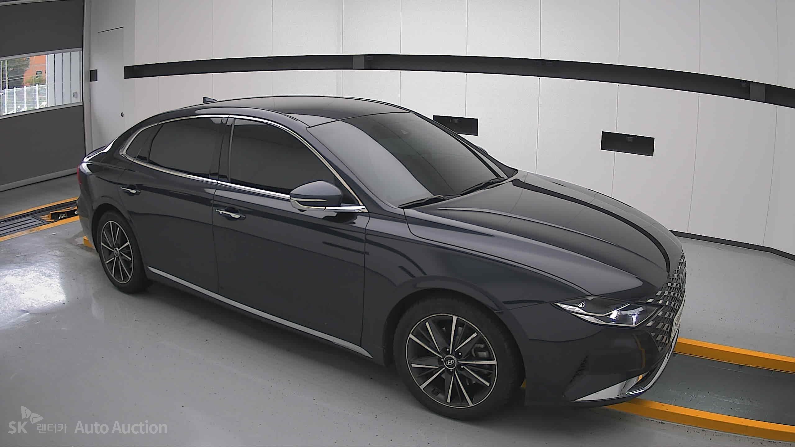 2022 - hyundai grandeur
