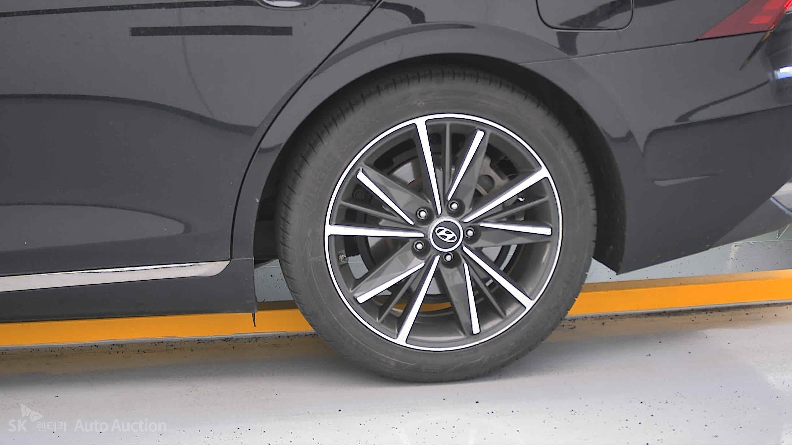 2023 - hyundai grandeur