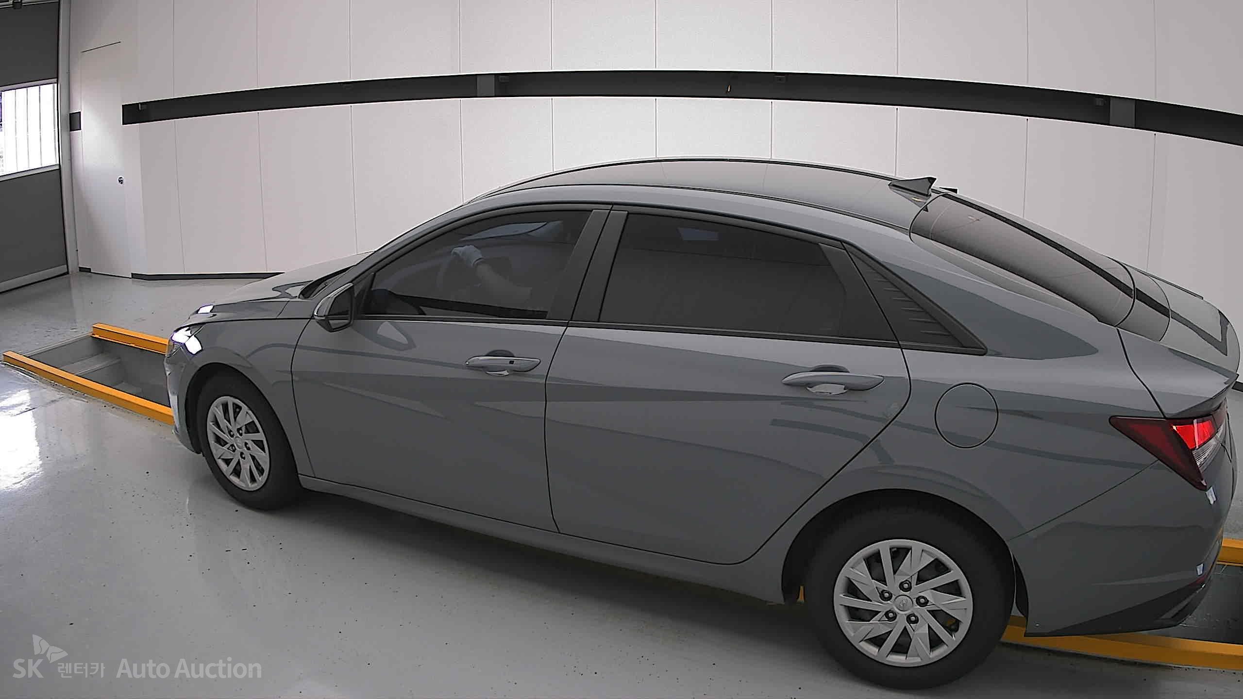2021 - hyundai avante