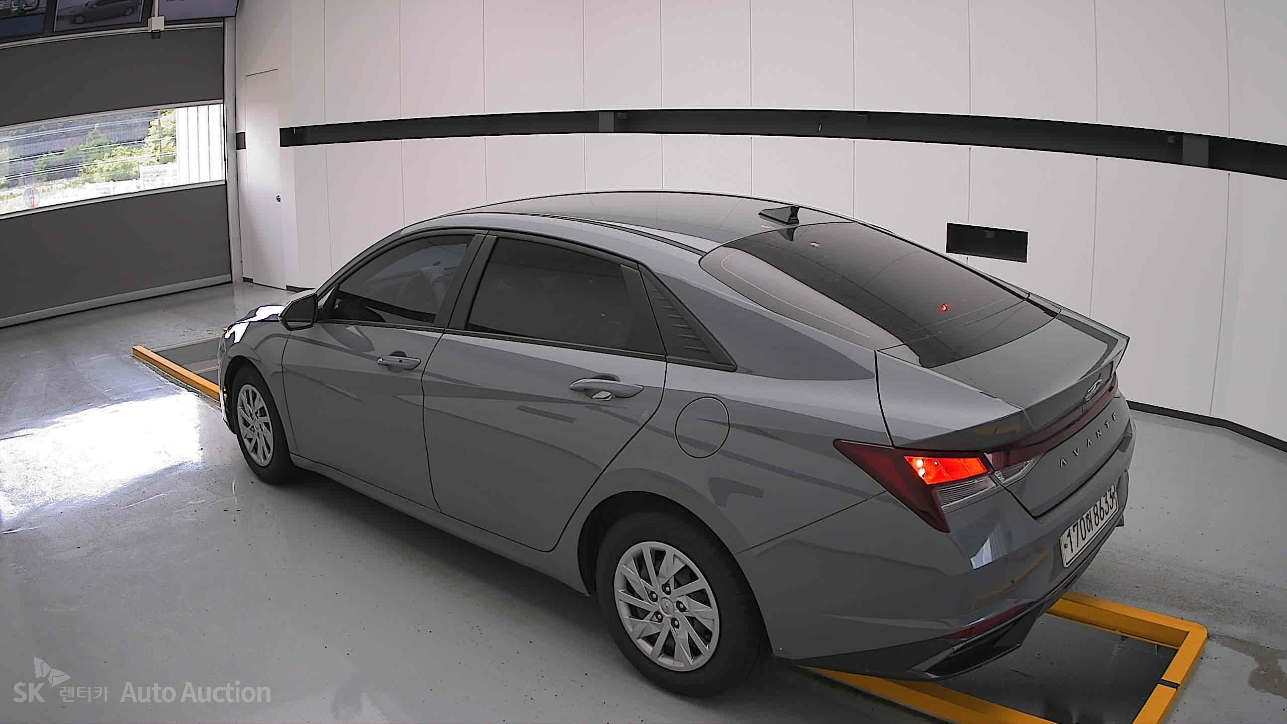2021 - hyundai avante