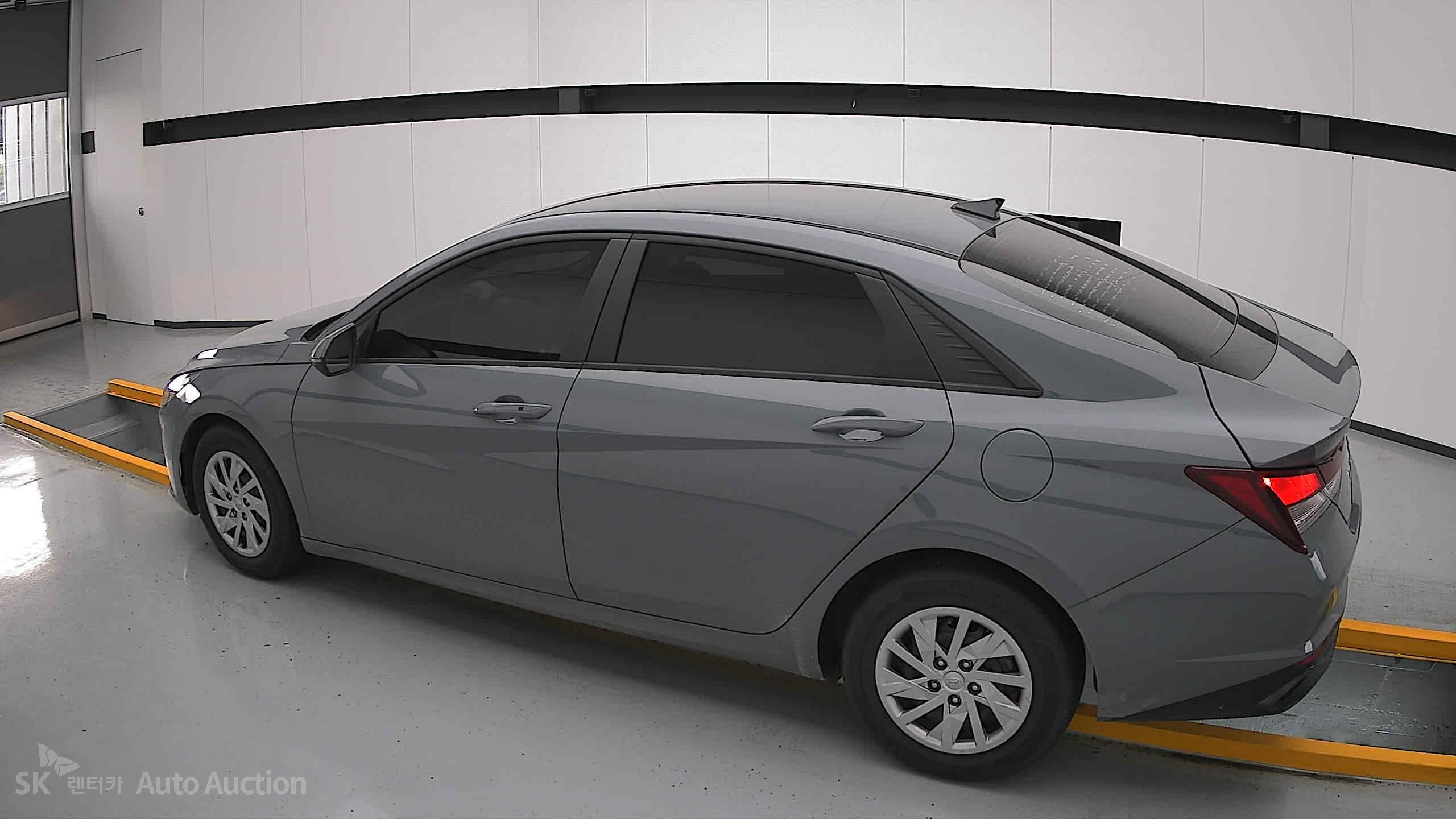 2022 - hyundai avante