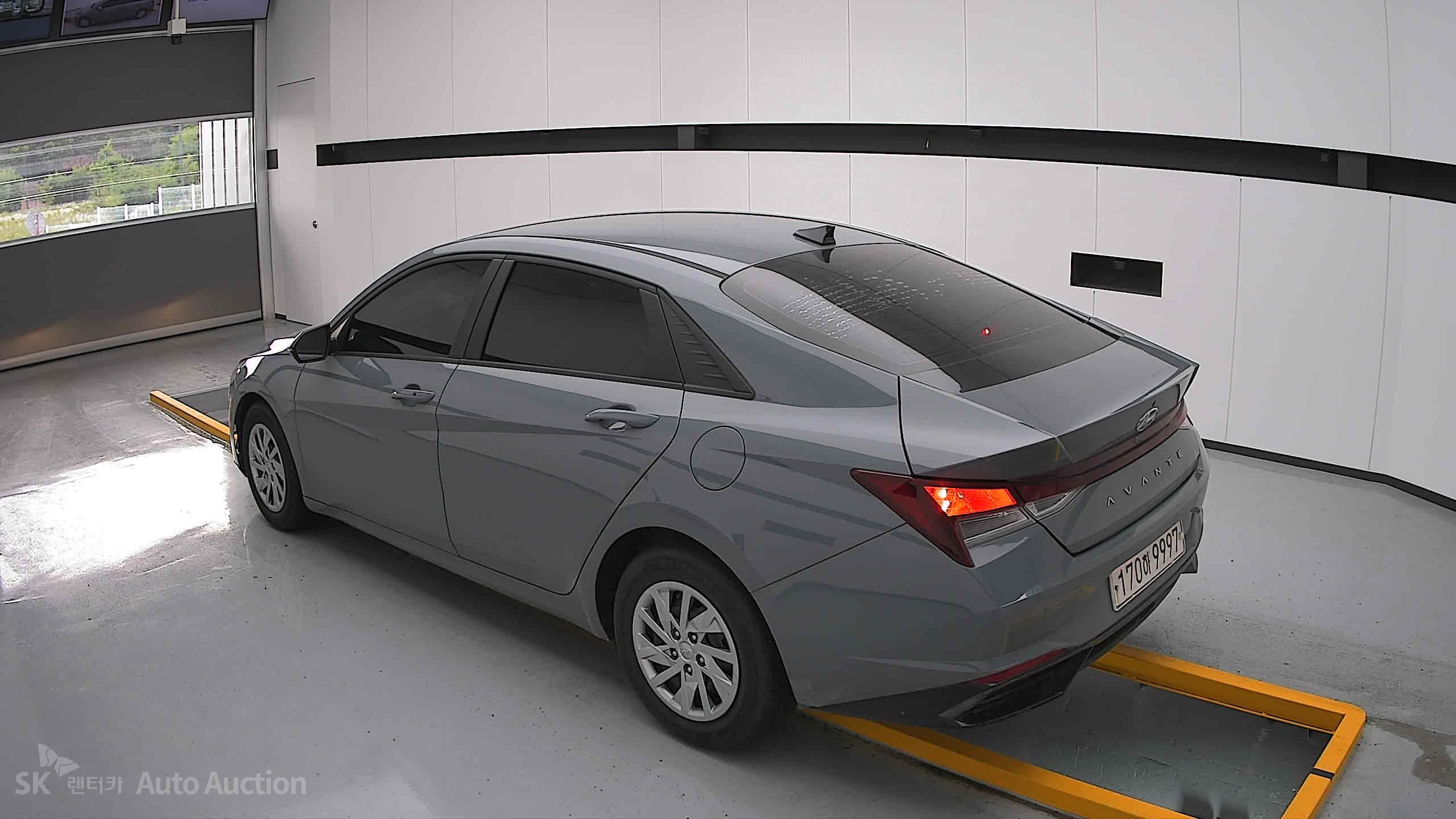 2022 - hyundai avante