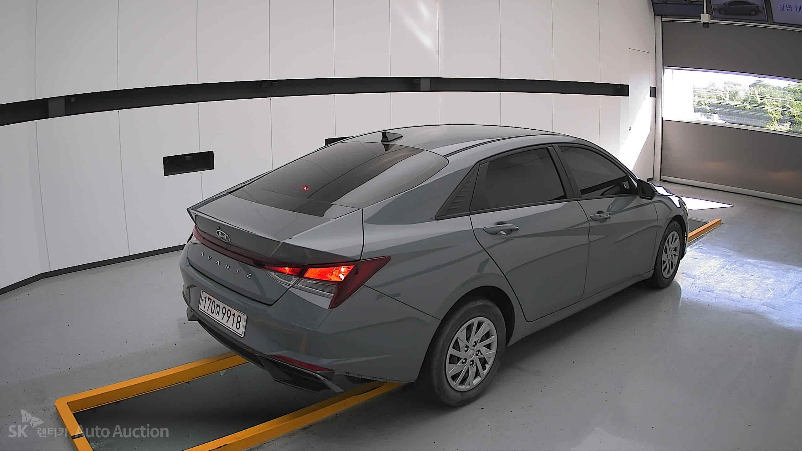 2022 - hyundai avante