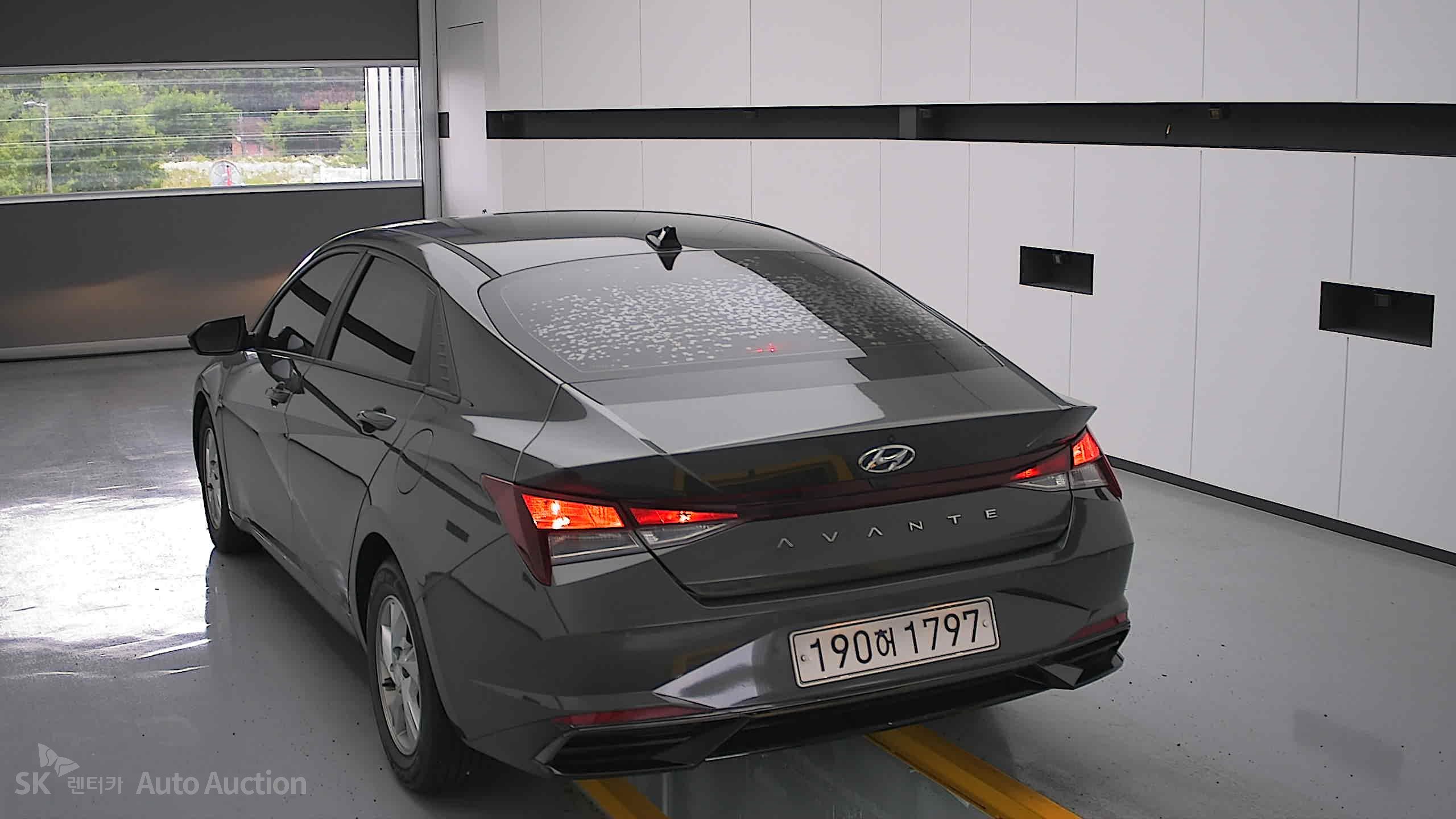 2021 - hyundai avante