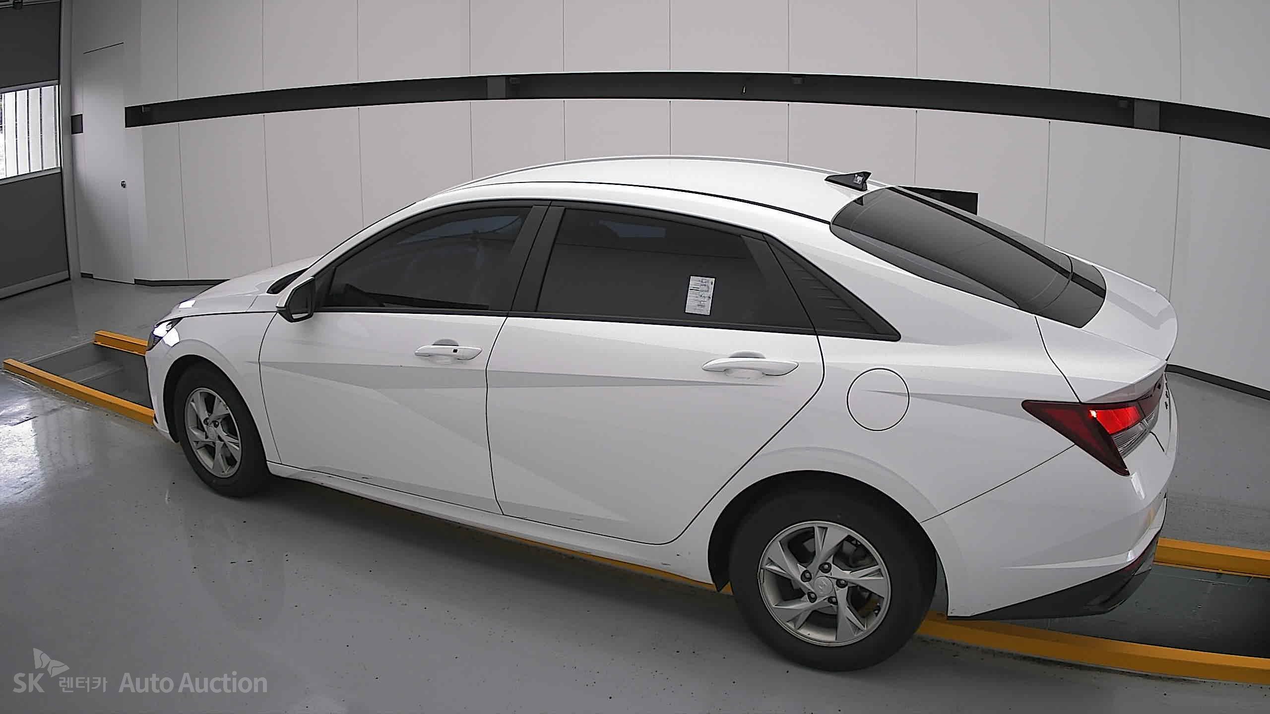 2023 - hyundai avante