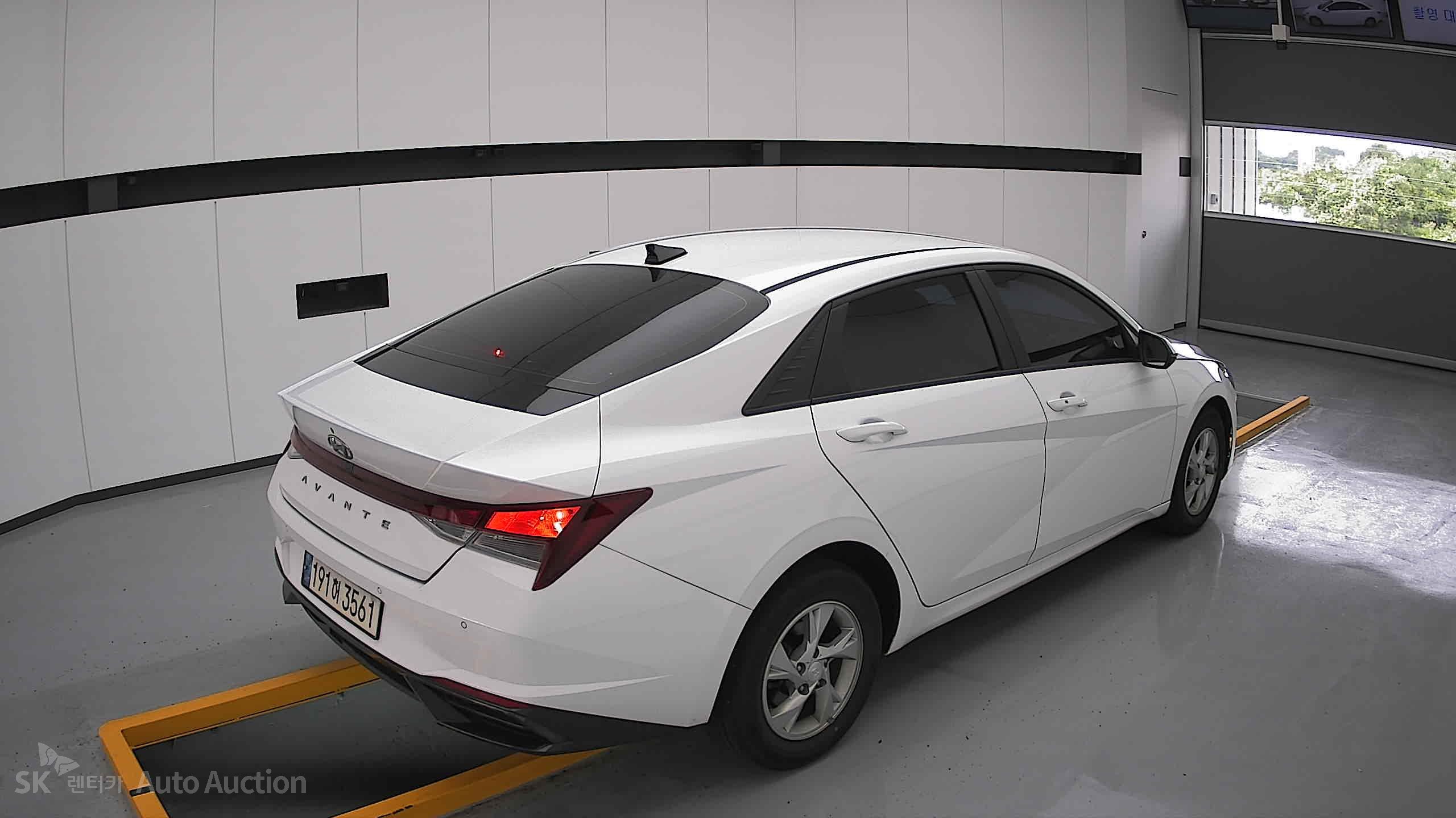 2023 - hyundai avante
