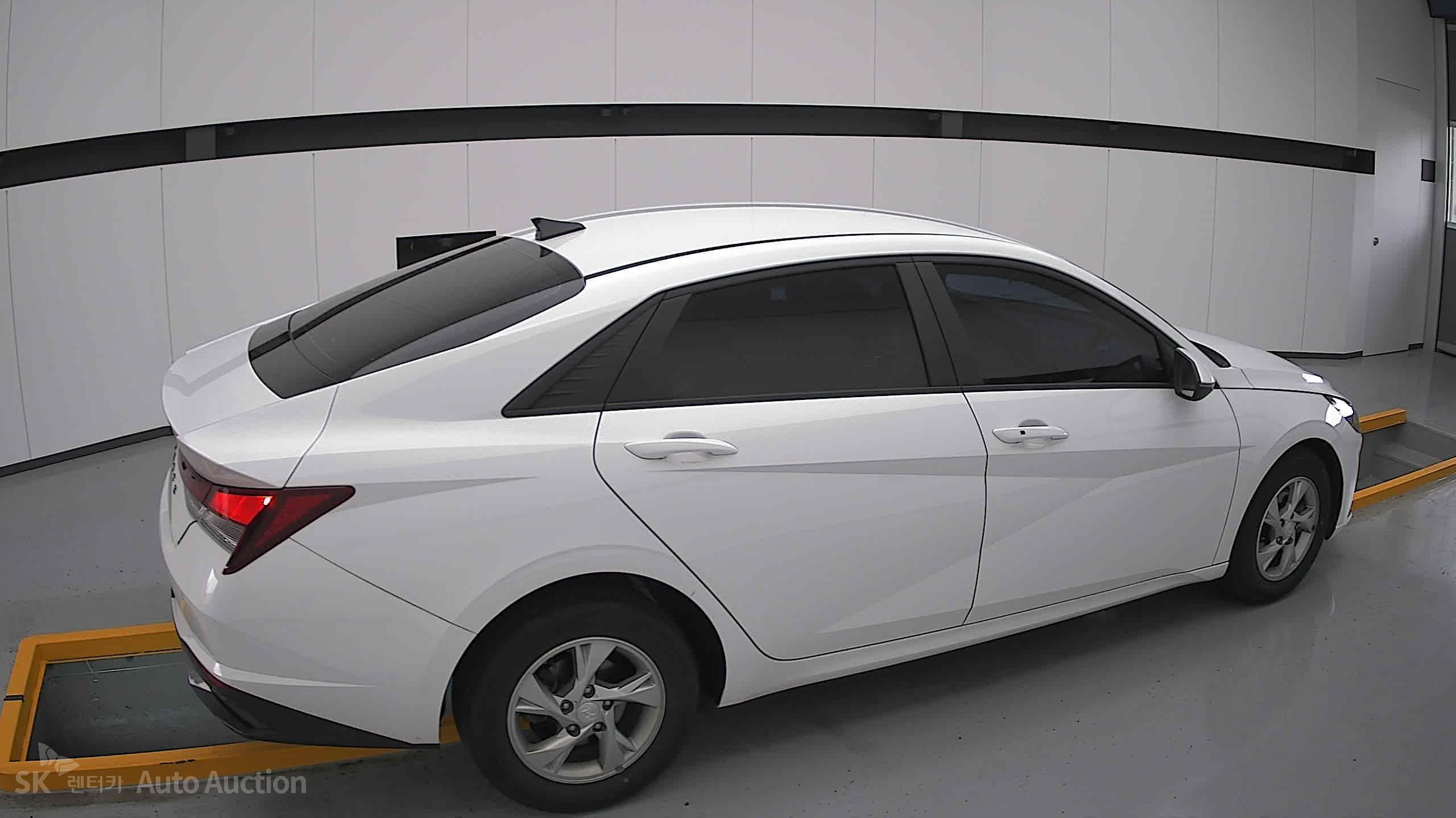 2023 - hyundai avante