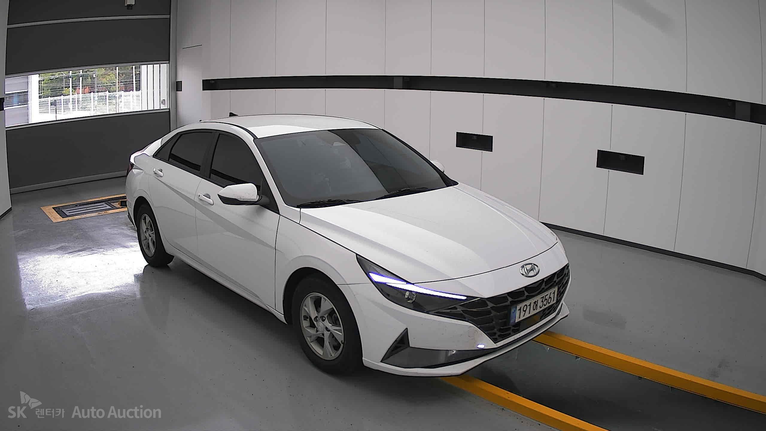 2023 - hyundai avante