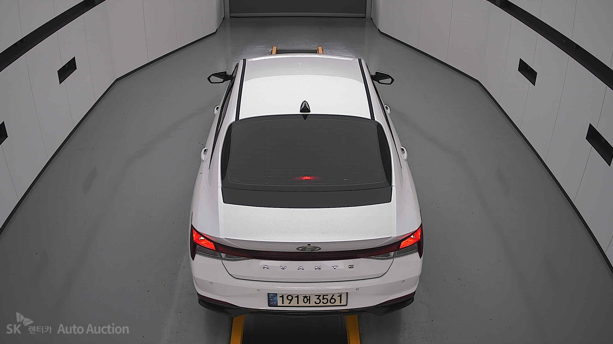 2023 - hyundai avante