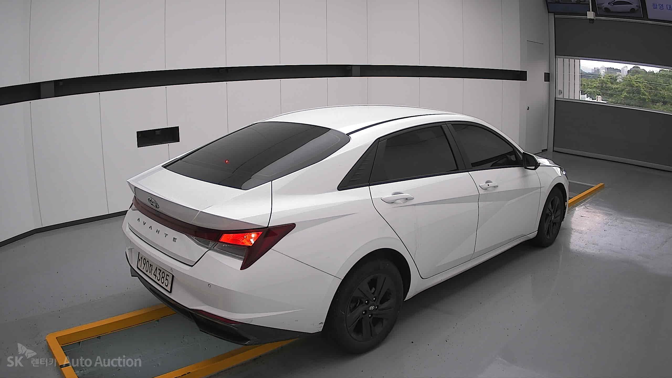 2023 - hyundai avante