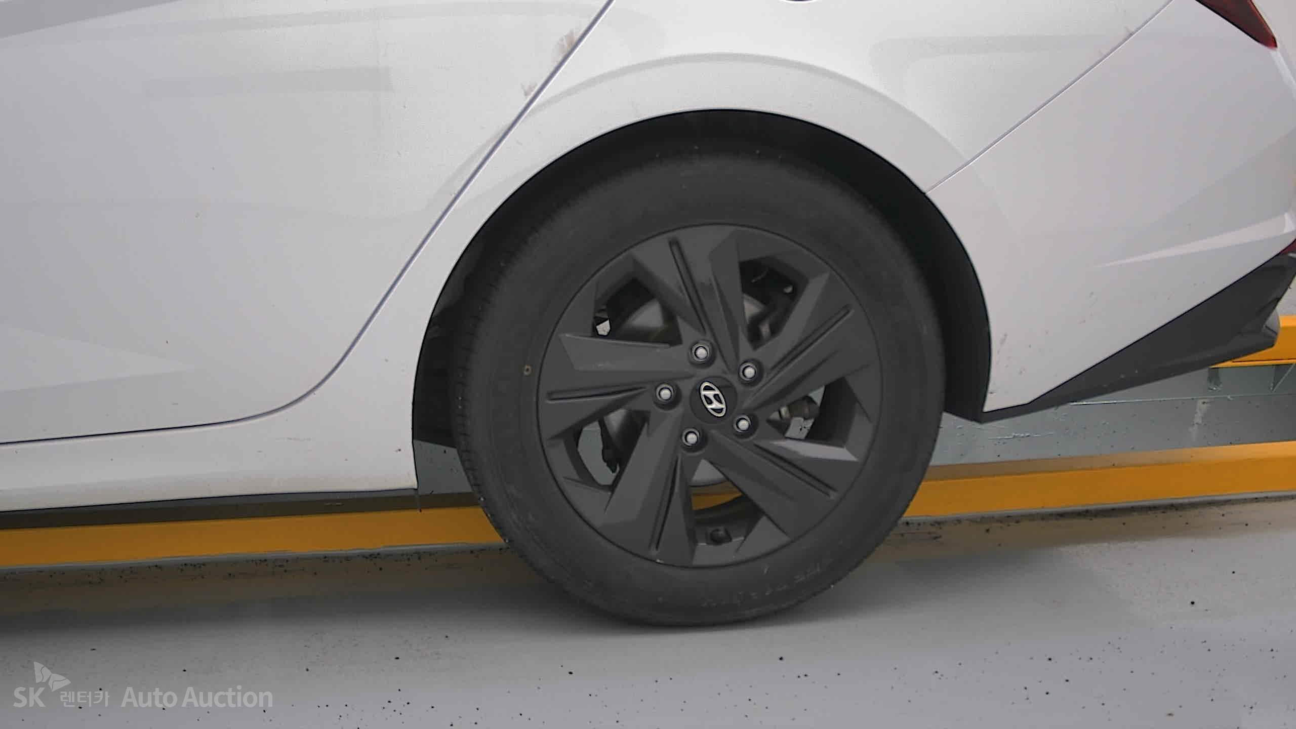 2023 - hyundai avante
