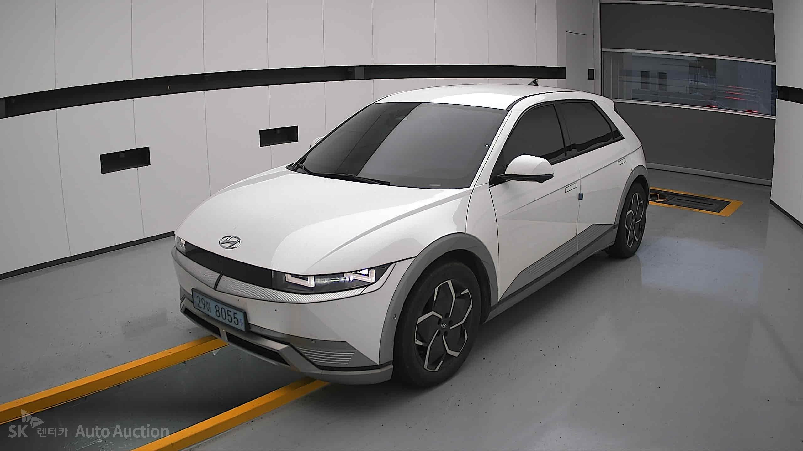 2022 - hyundai ioniq
