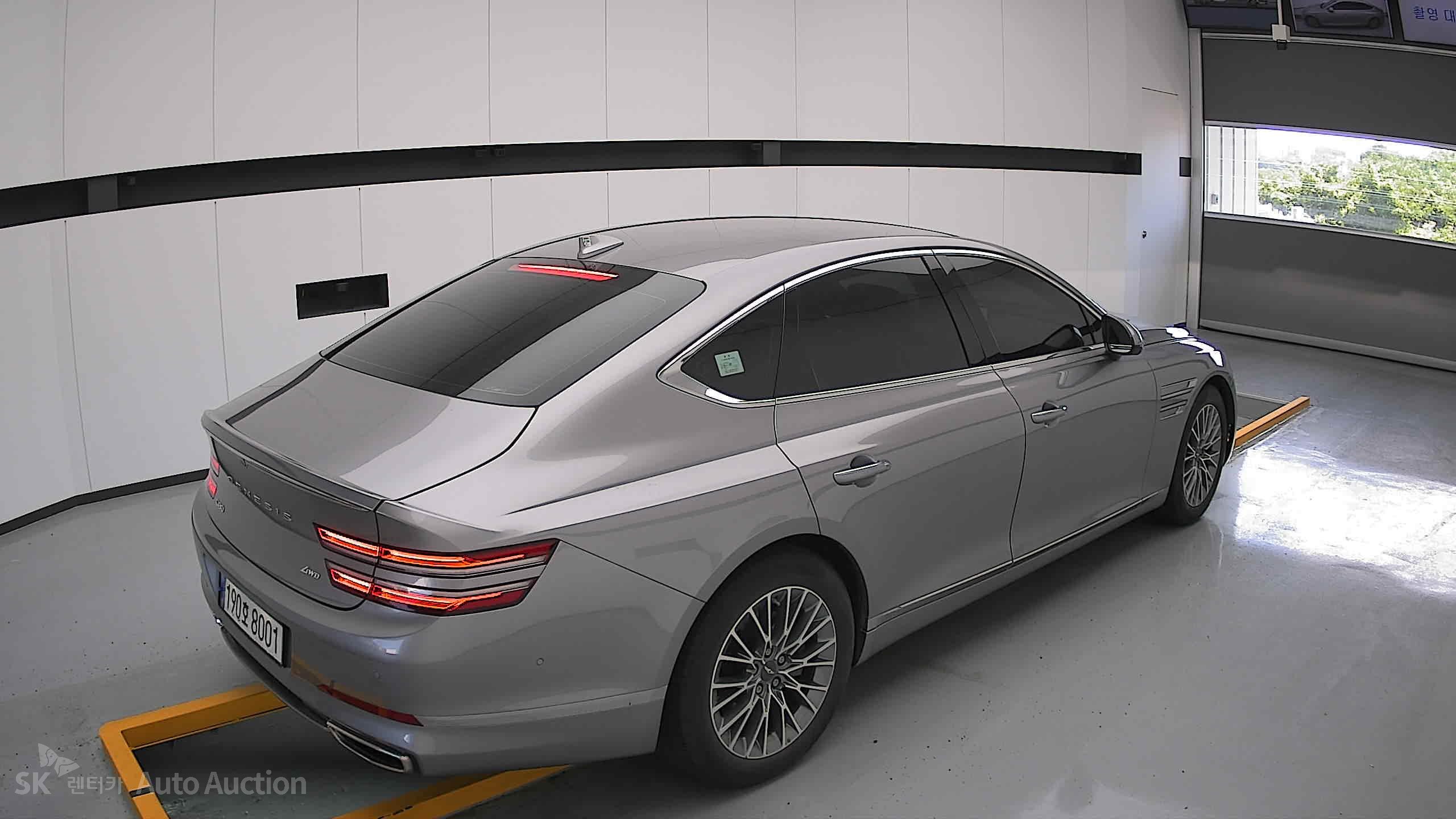 2022 - genesis g80