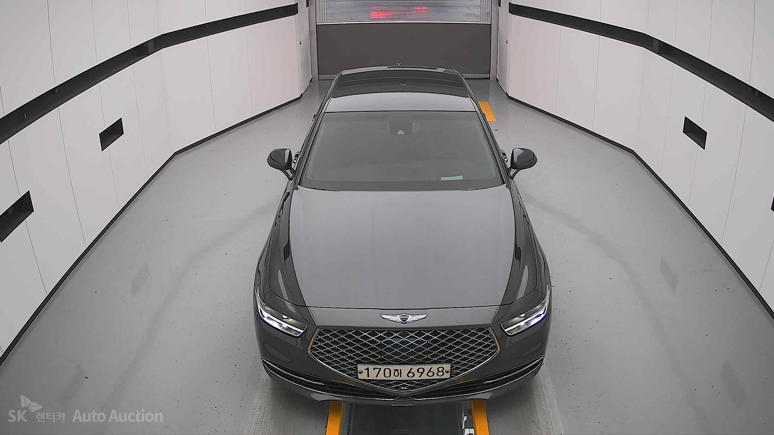 2021 - genesis g90
