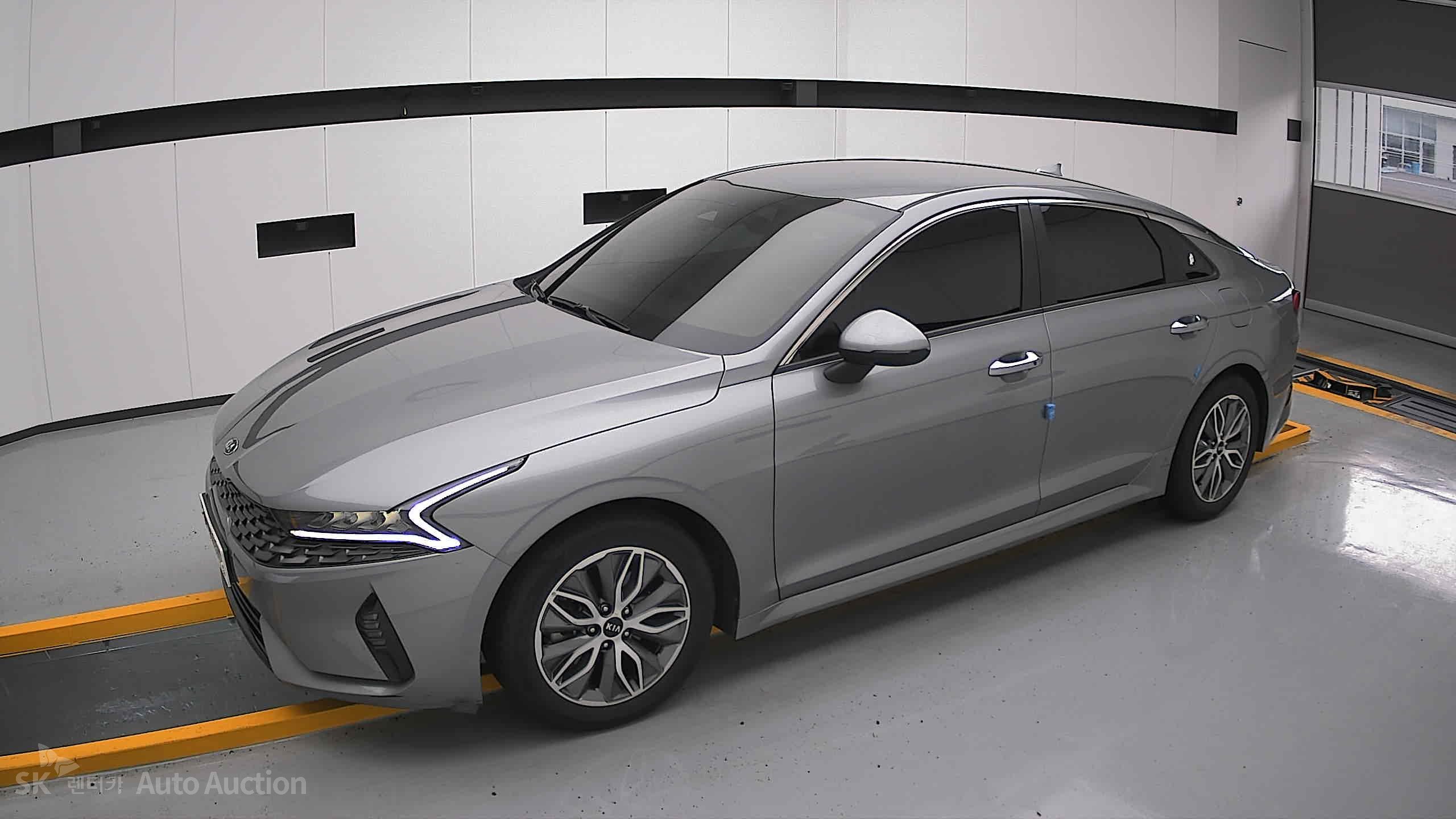 2021 - kia k5