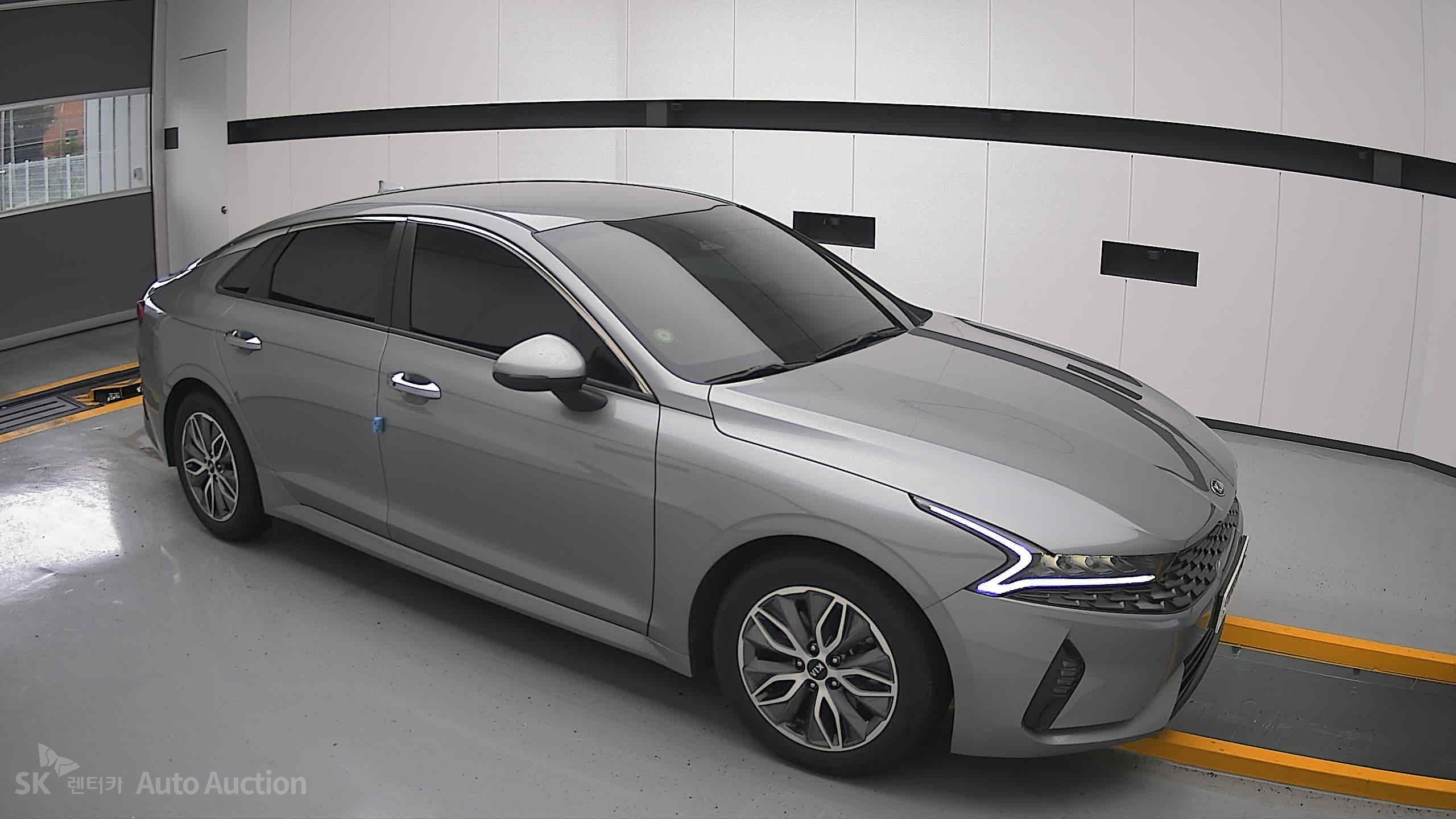 2021 - kia k5