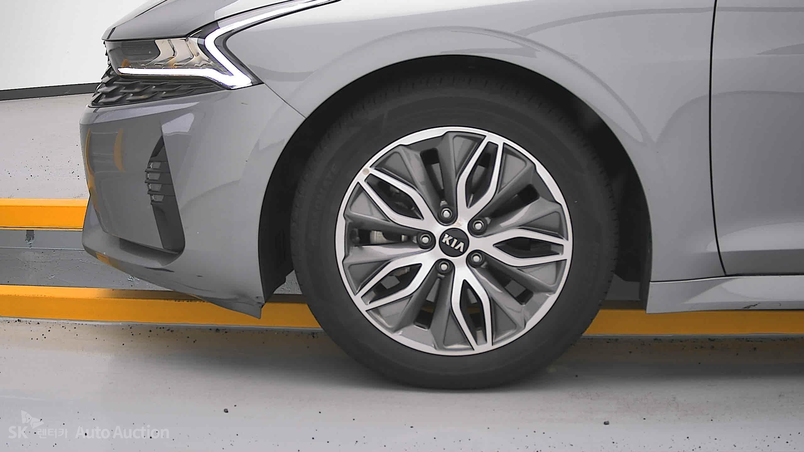 2021 - kia k5