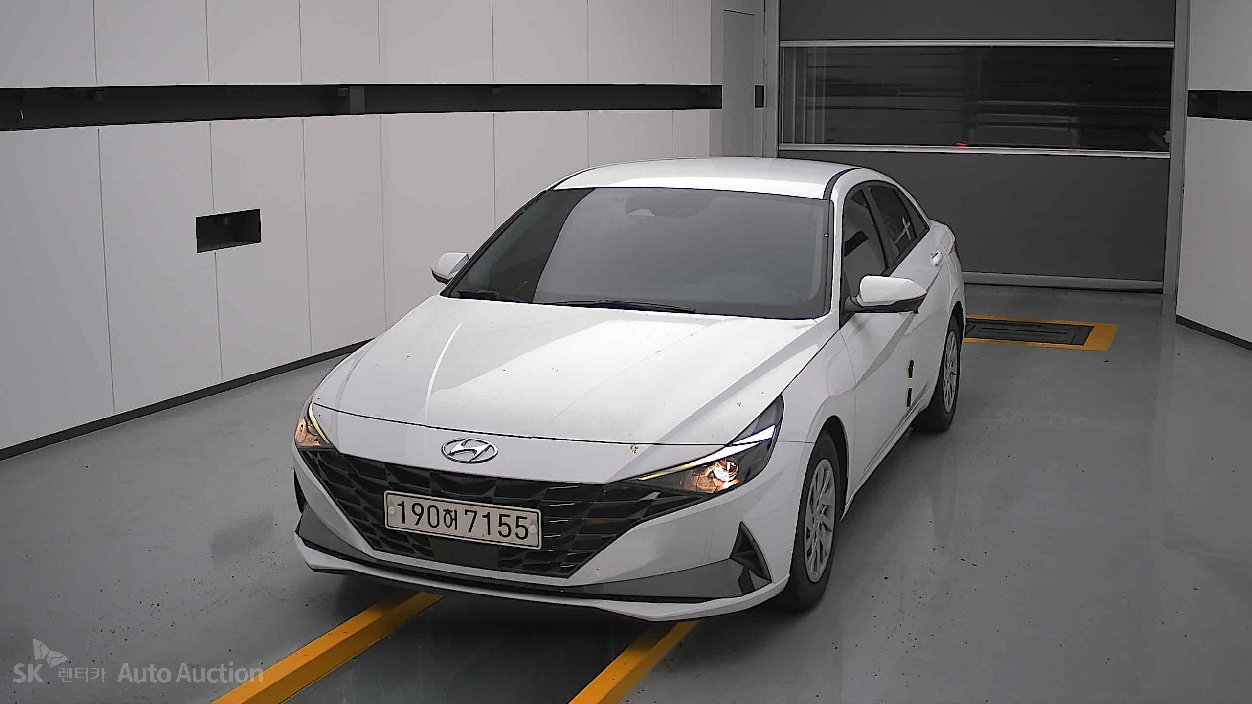 2022 - hyundai avante