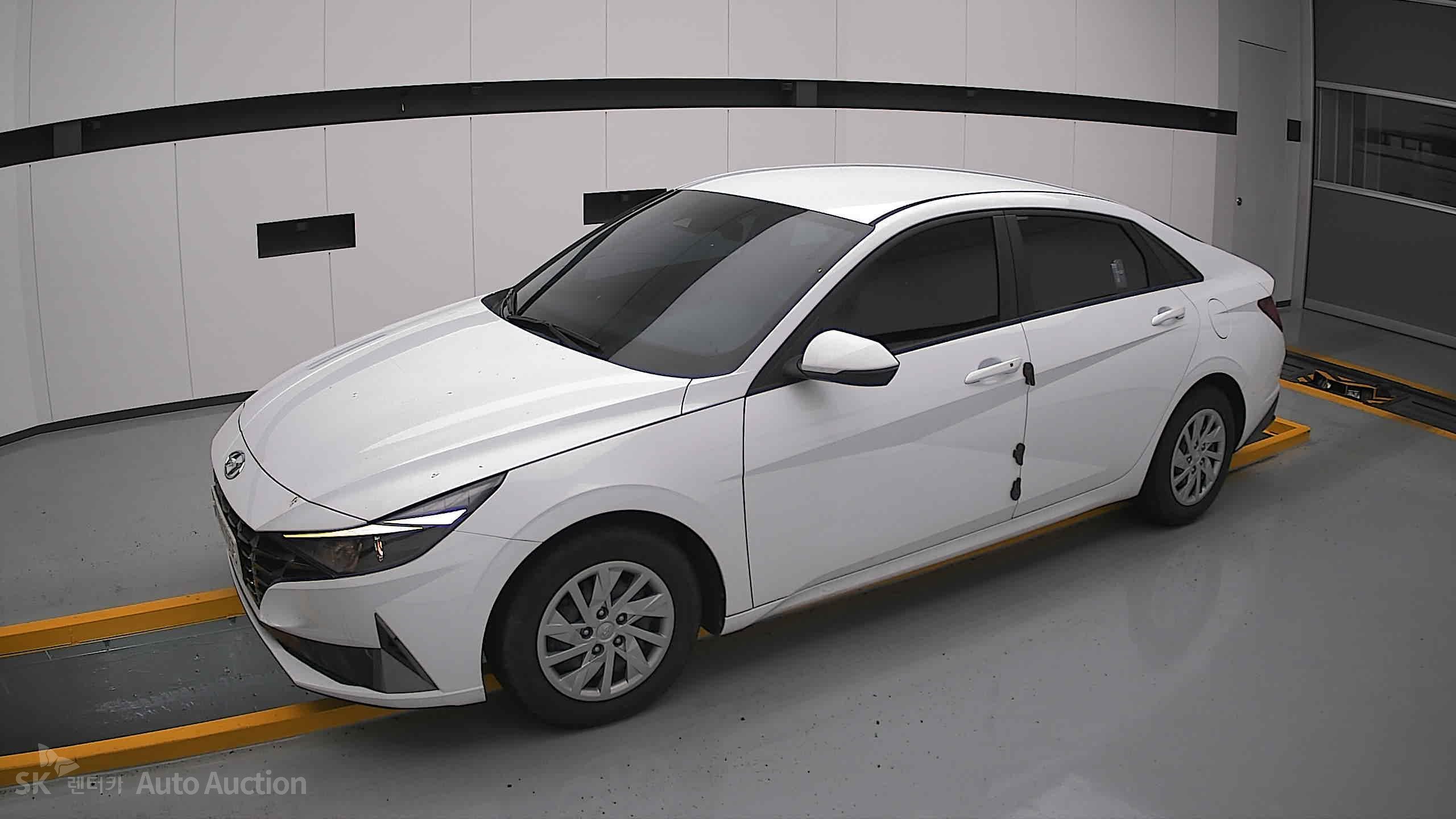 2022 - hyundai avante